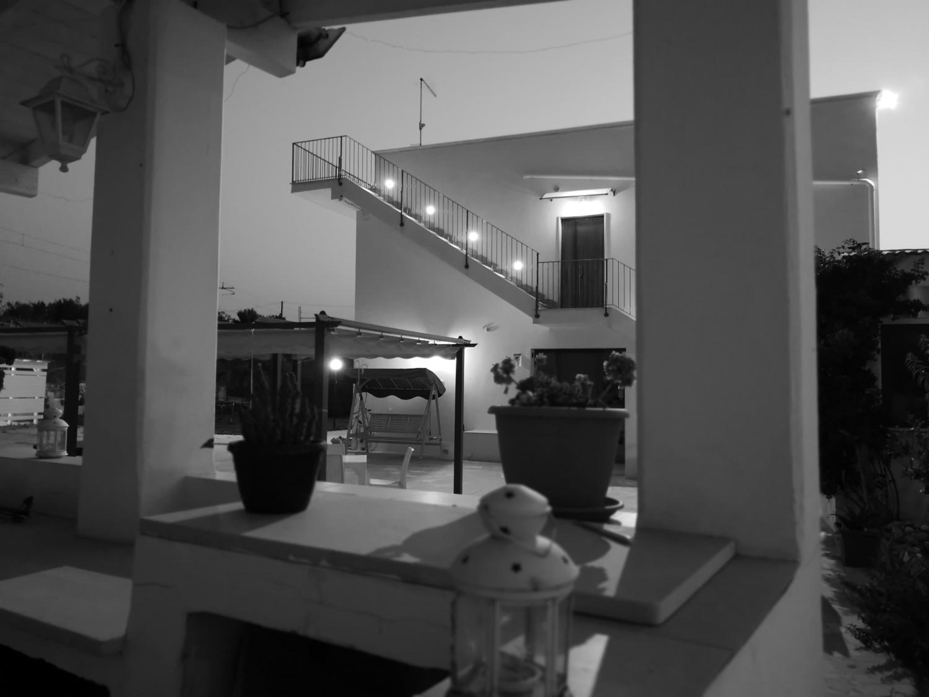 Photo 32