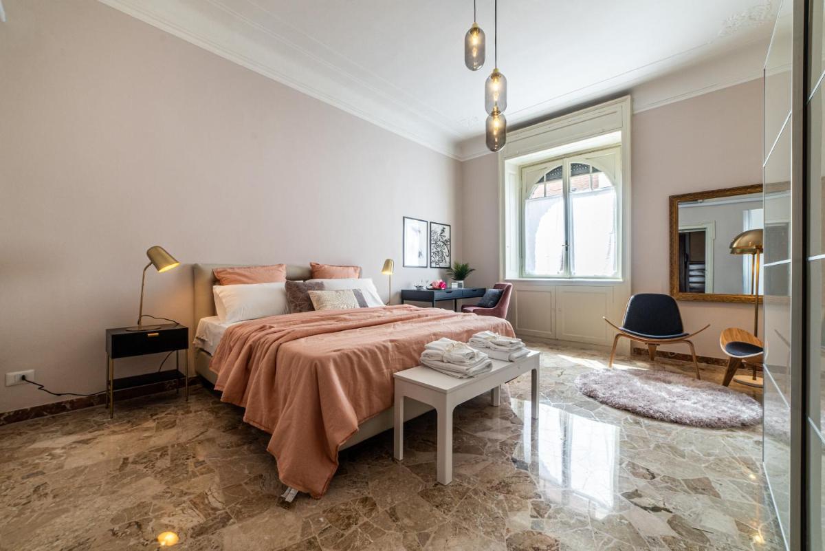 ALTIDO Sophisticated 3-bed flat with desk