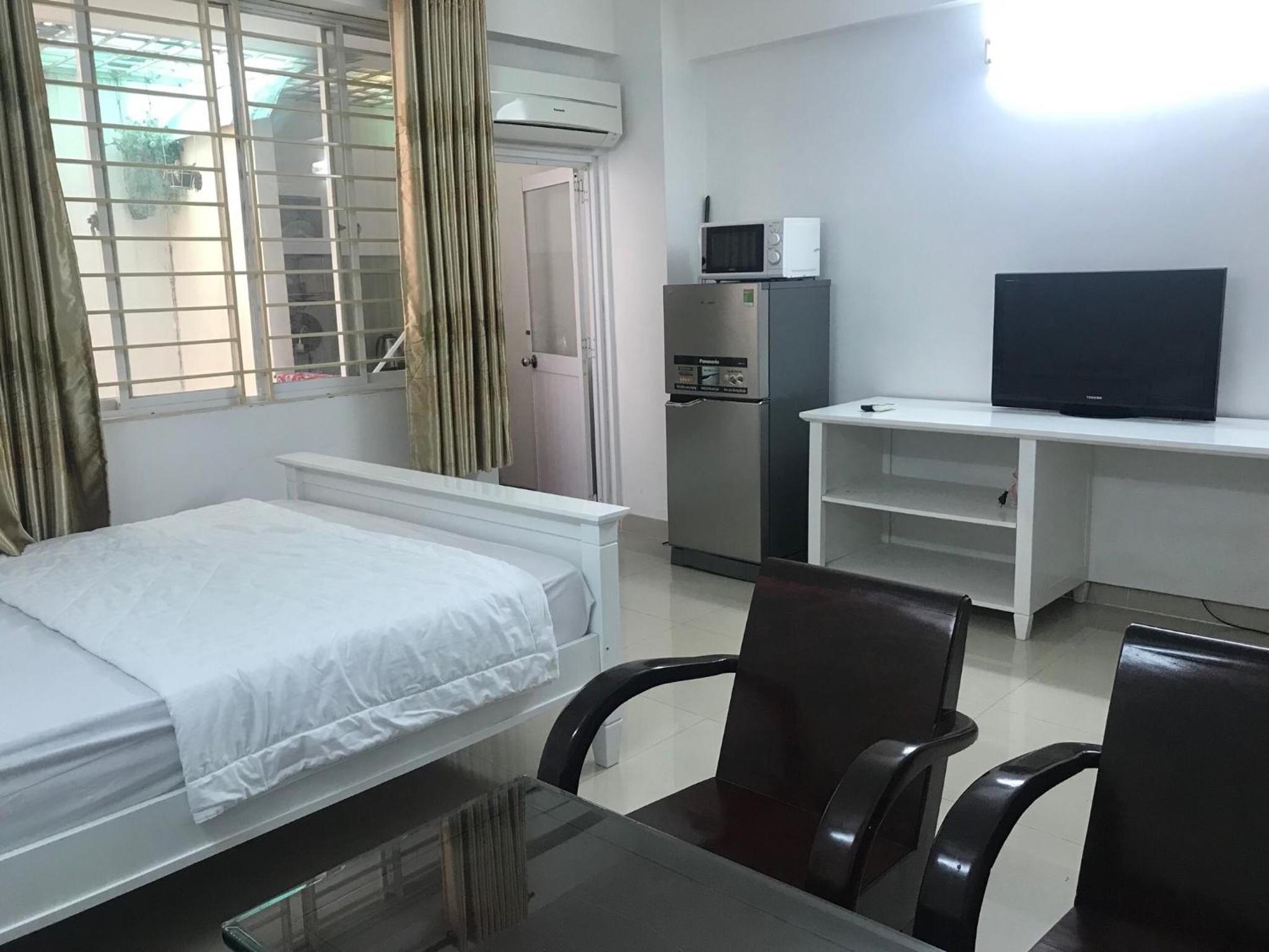 Smiley Apartment 3