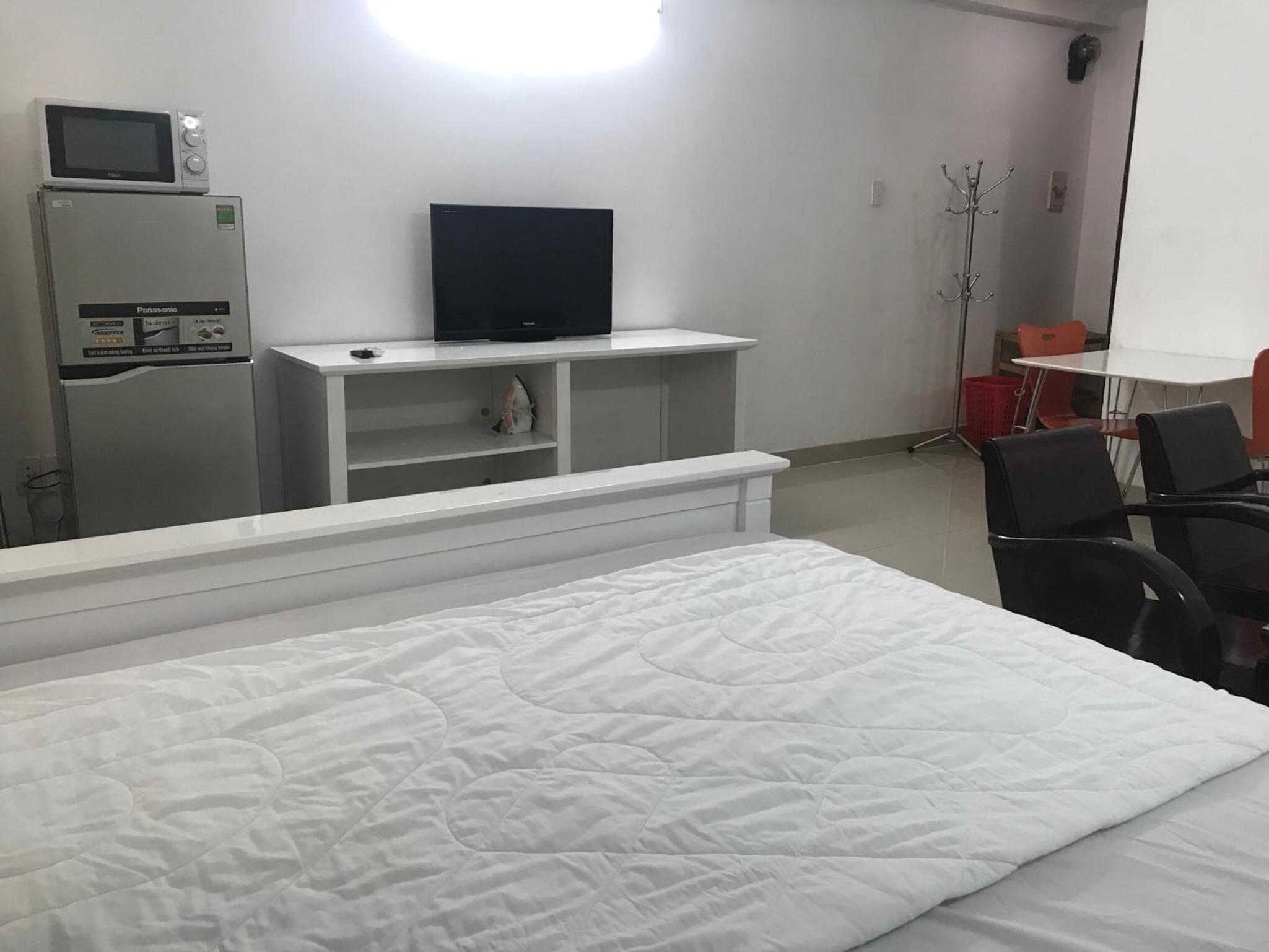 Smiley Apartment 3