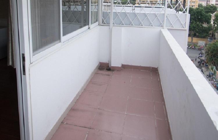 Smiley Apartment 3