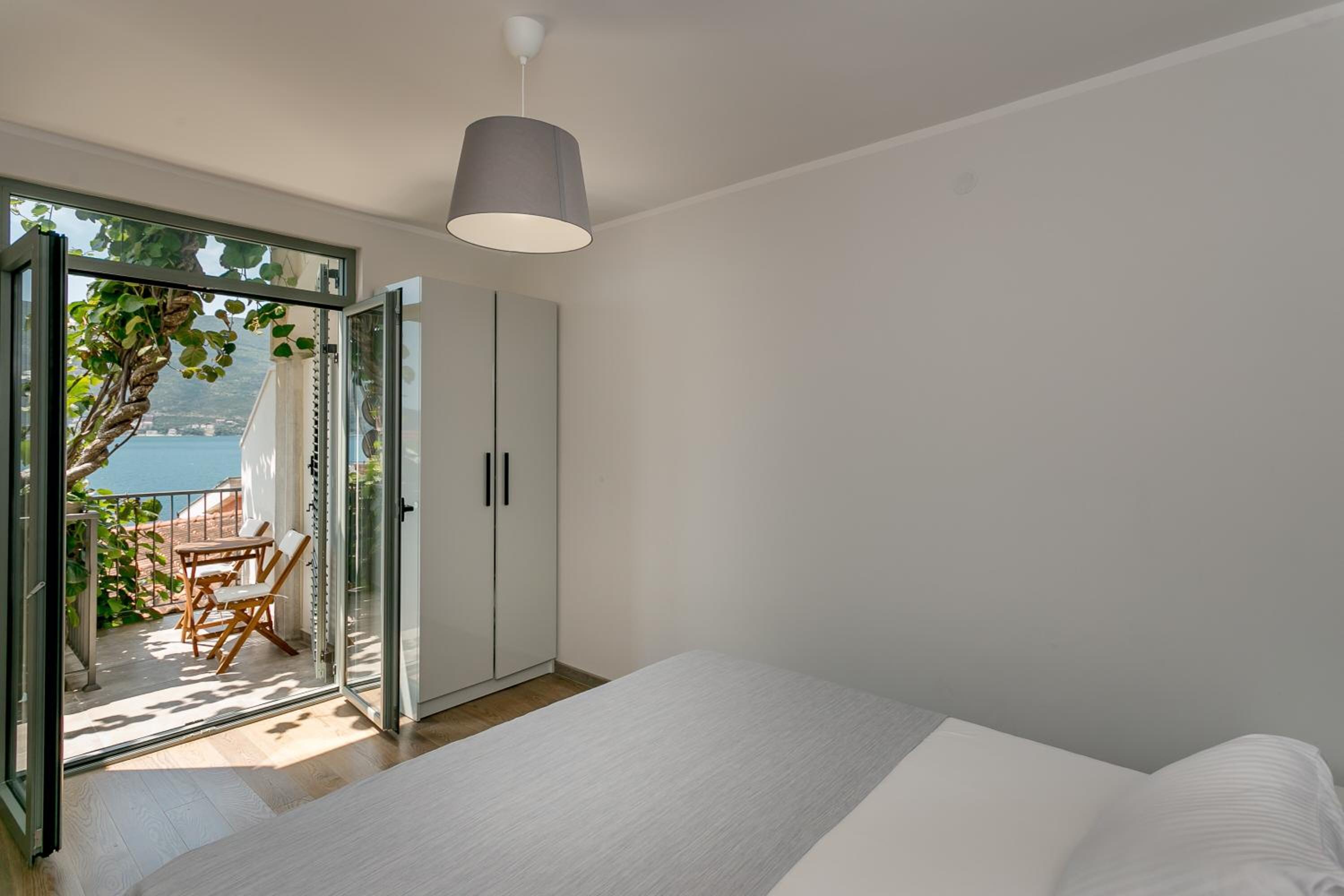 Boka Apartment 4 view 3