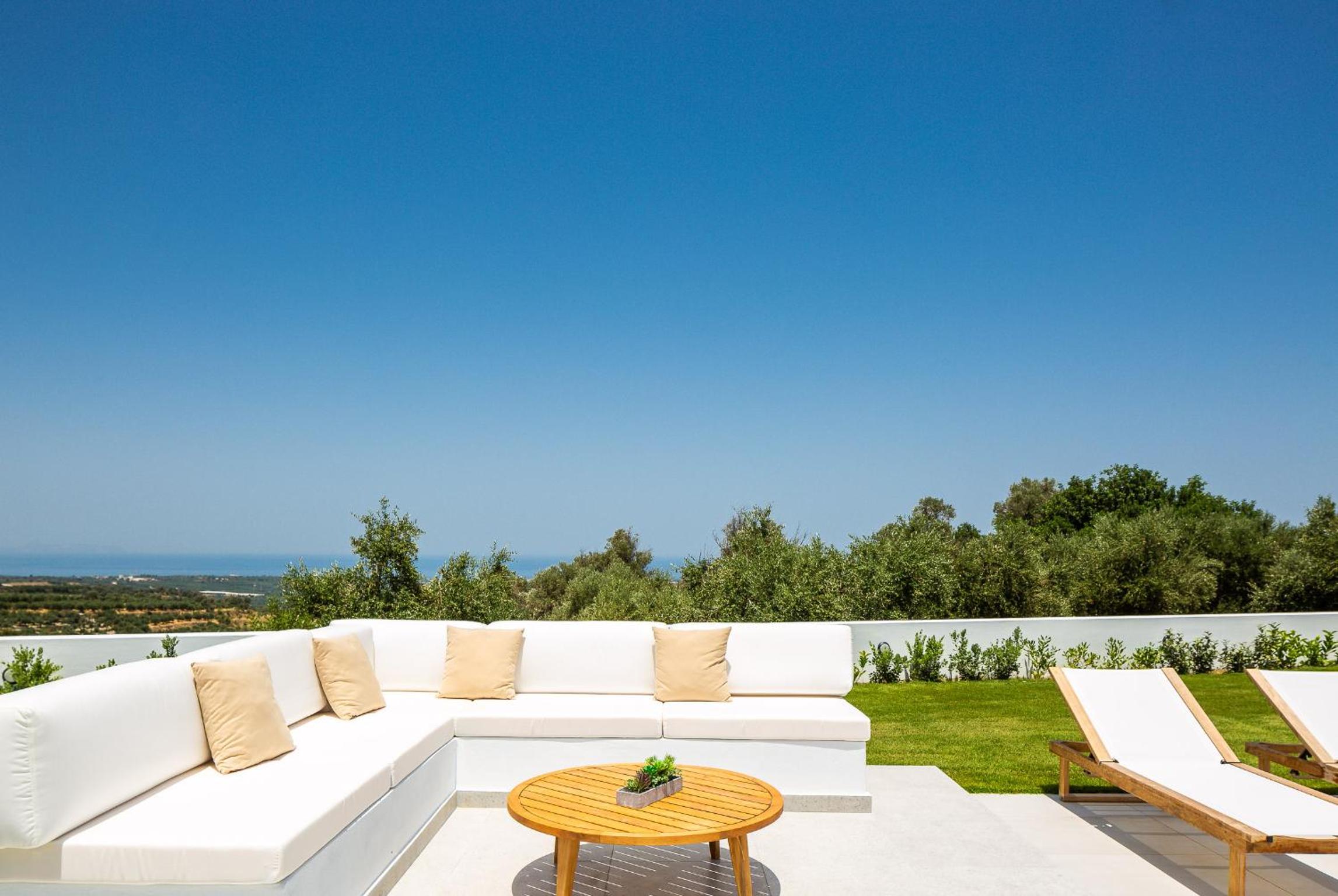 Vilana White Elegant Villa view 5