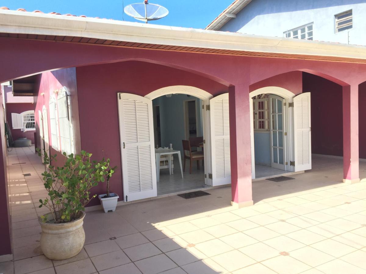 CASA NO CENTRO DE BERTIOGA