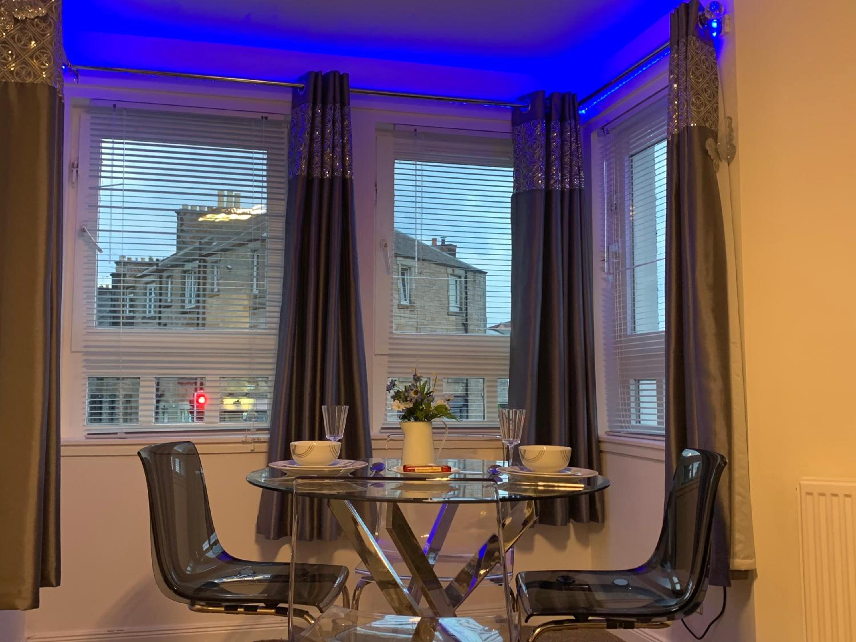 The Beach Apartment, near Outlander location view 4