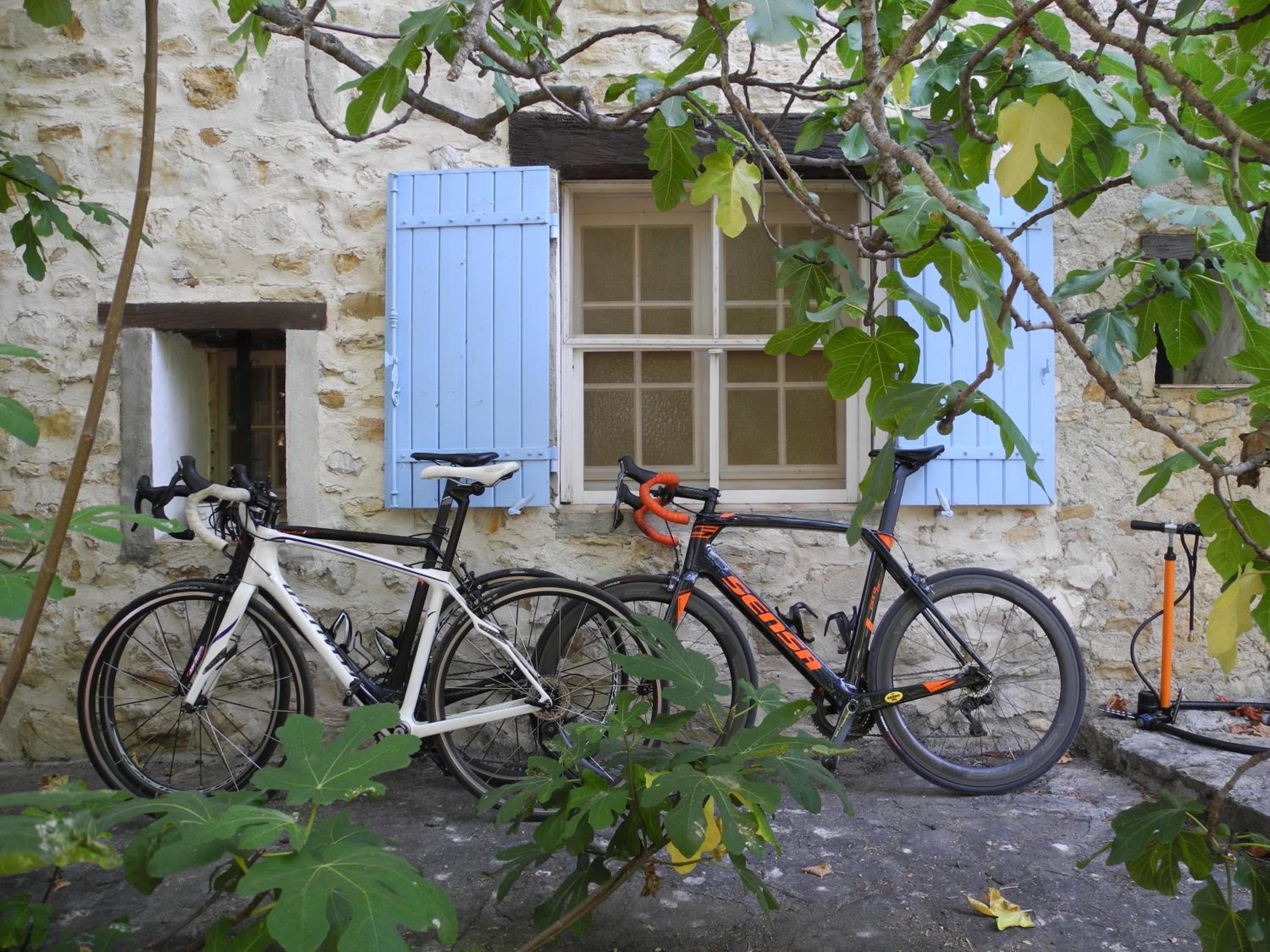 Le Rourebeau view 2