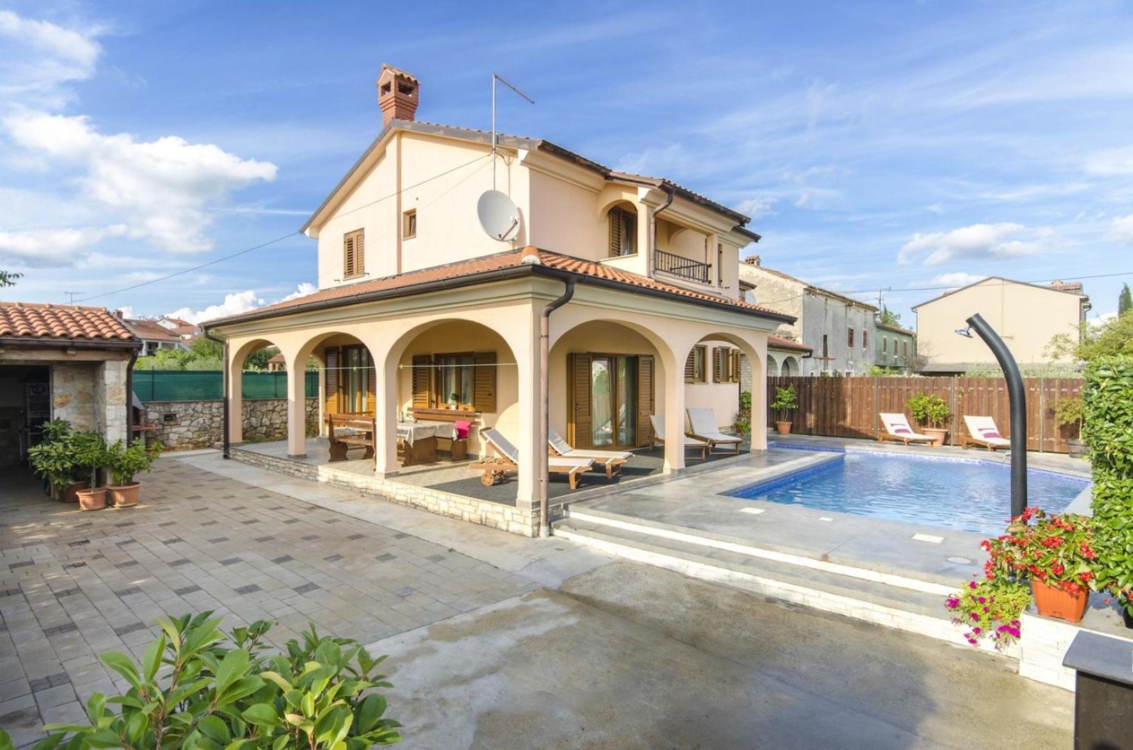 Villa Rose view 2