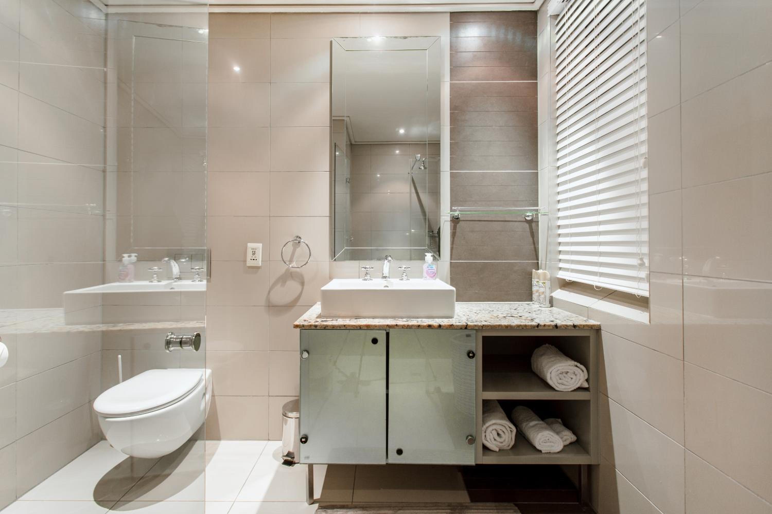 414 - 1BDR Apartment close to V&A Waterfront