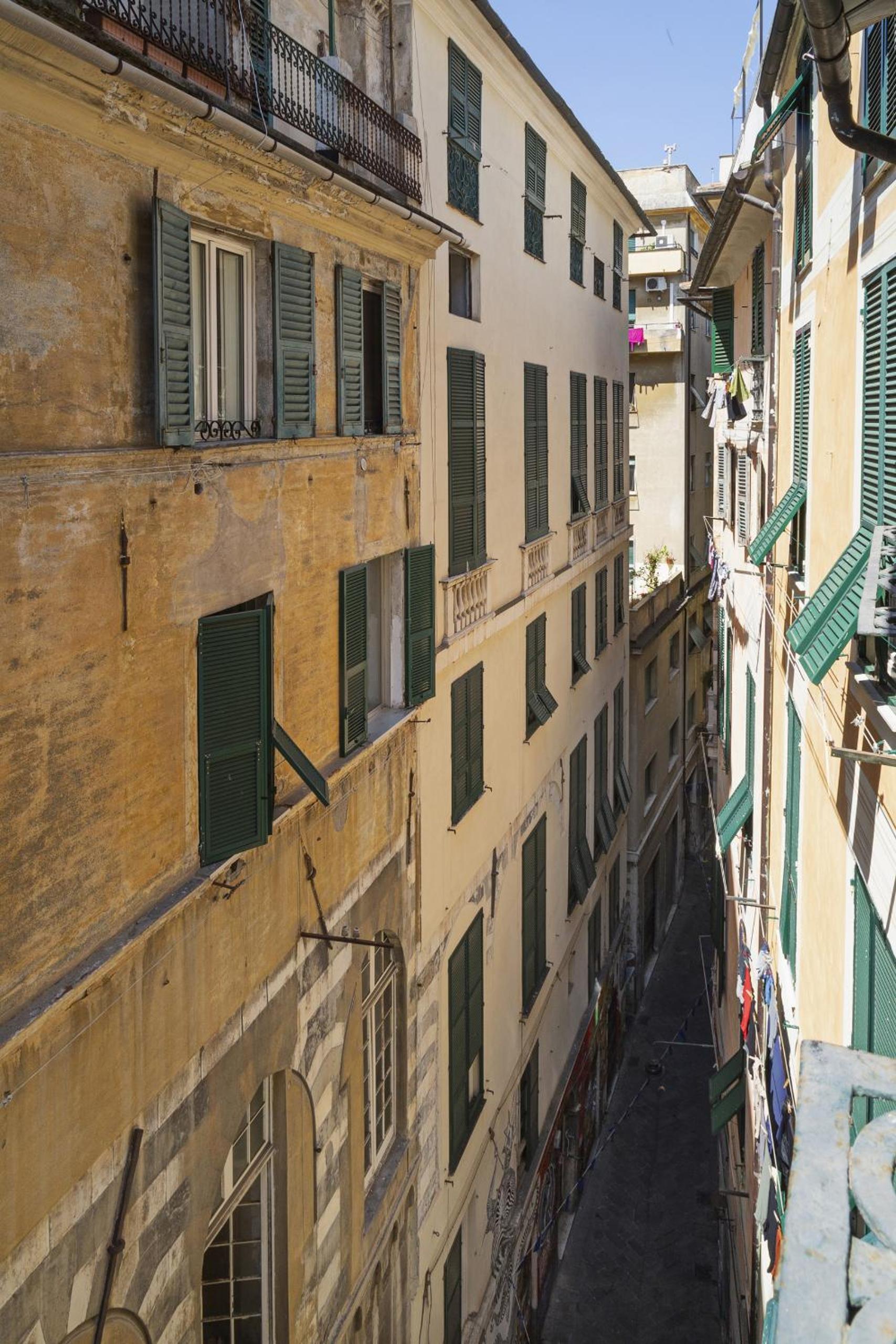 Design in Genoa City Center by Wonderful Italy photo 4