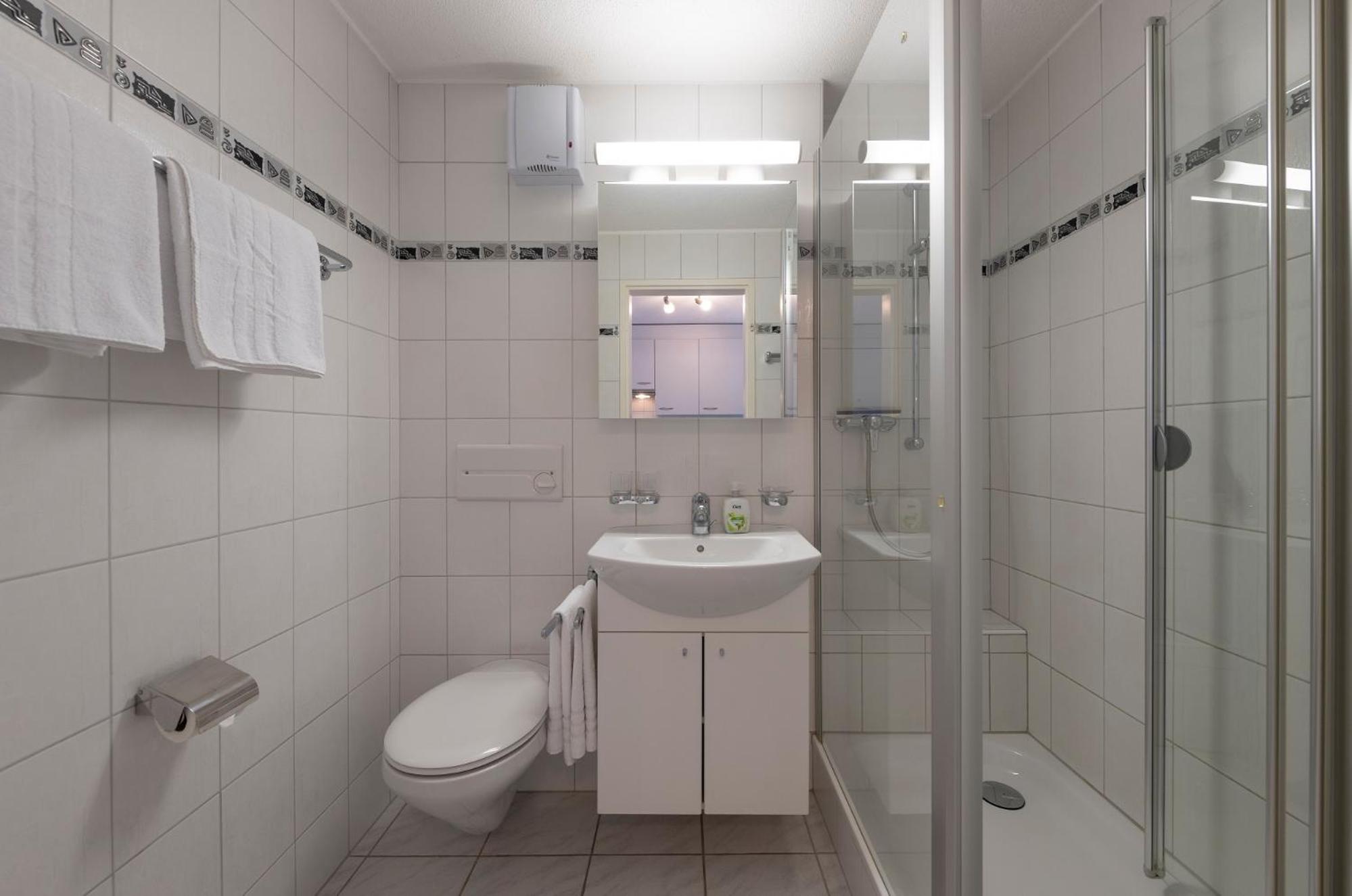 Zuhause in den Alpen Ihre Ferienwohnung mit Hallenbad und Sauna