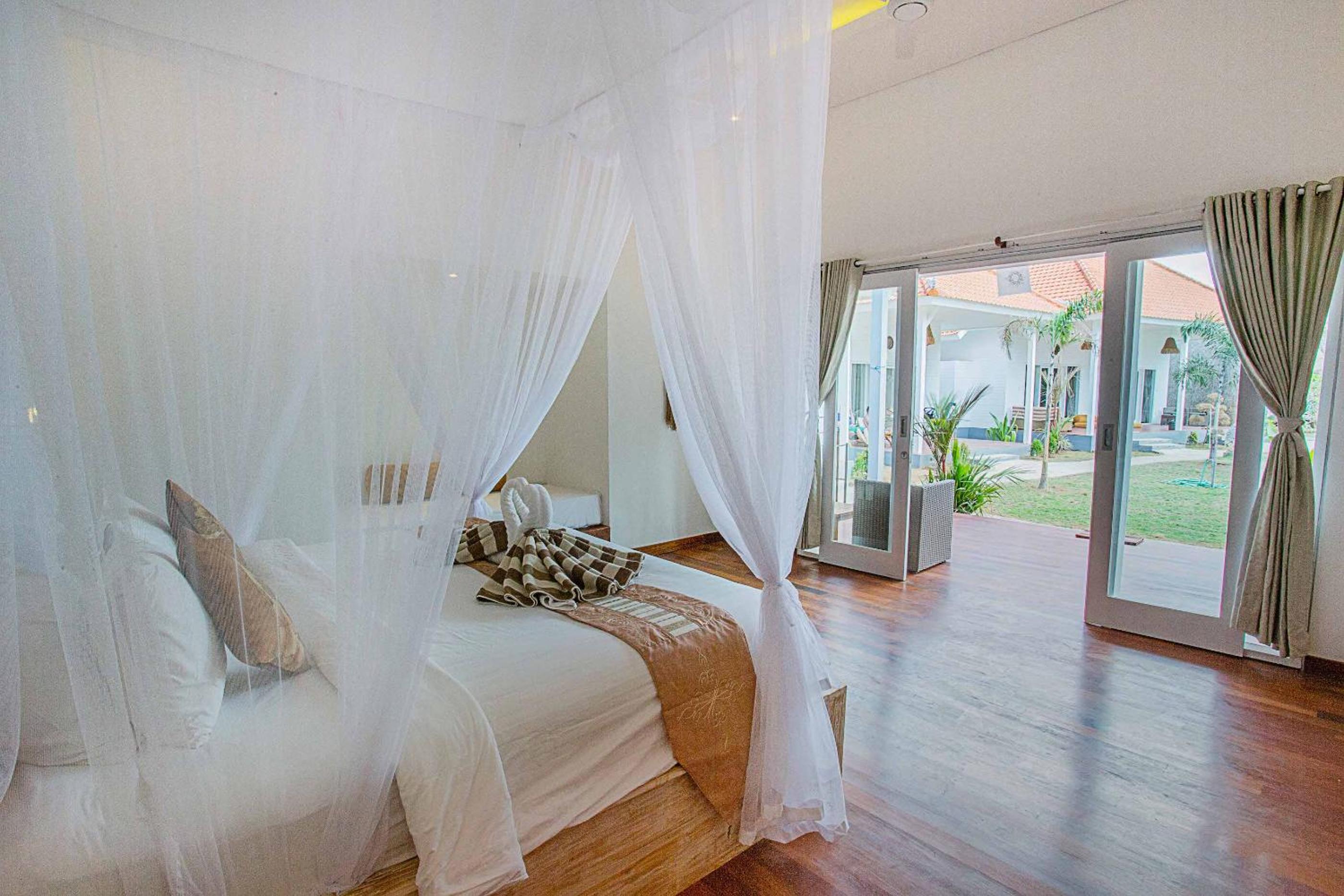 Sanghyang Bay Villas