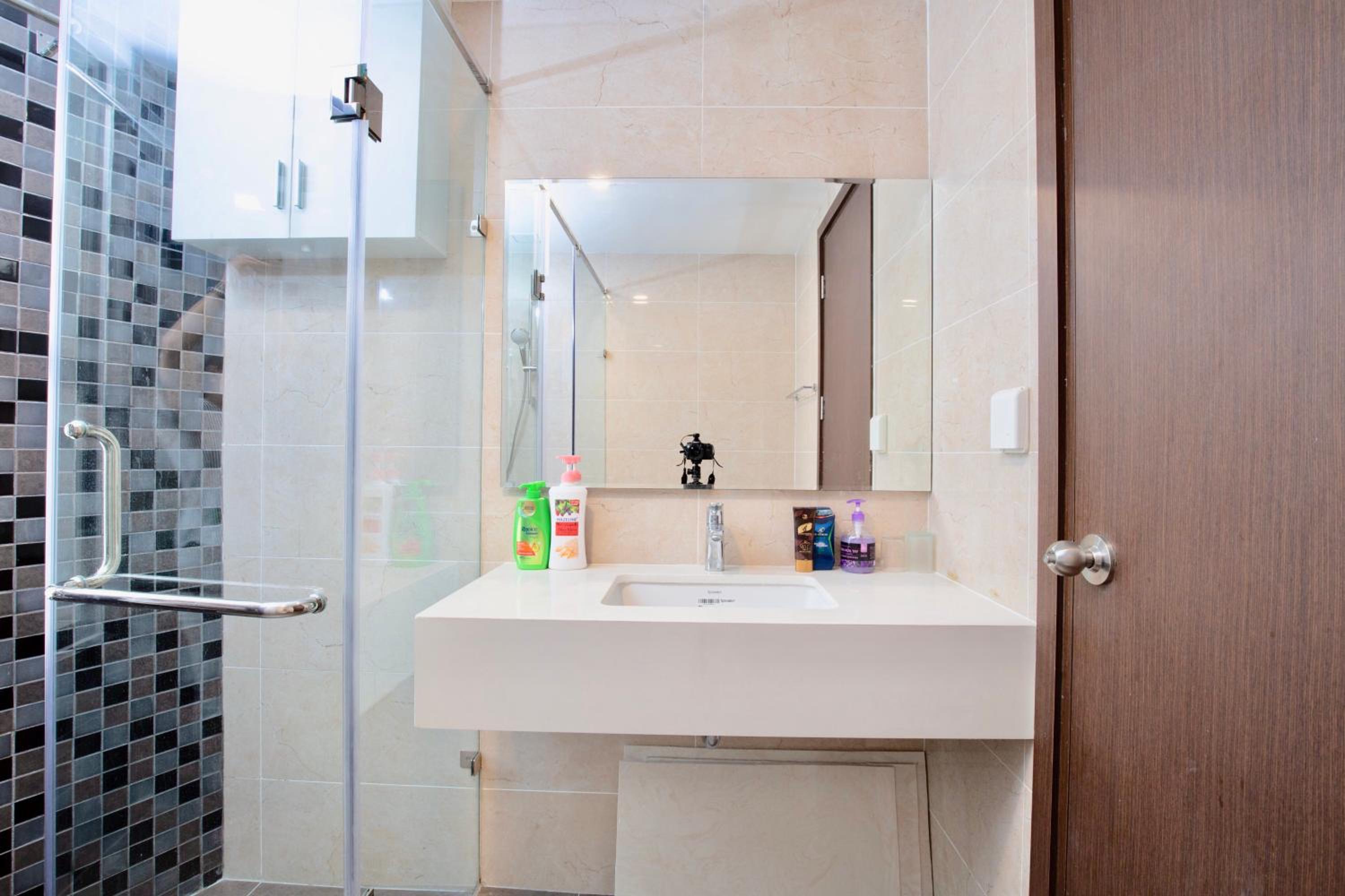 Tresor studios #pool for 30 nights booking