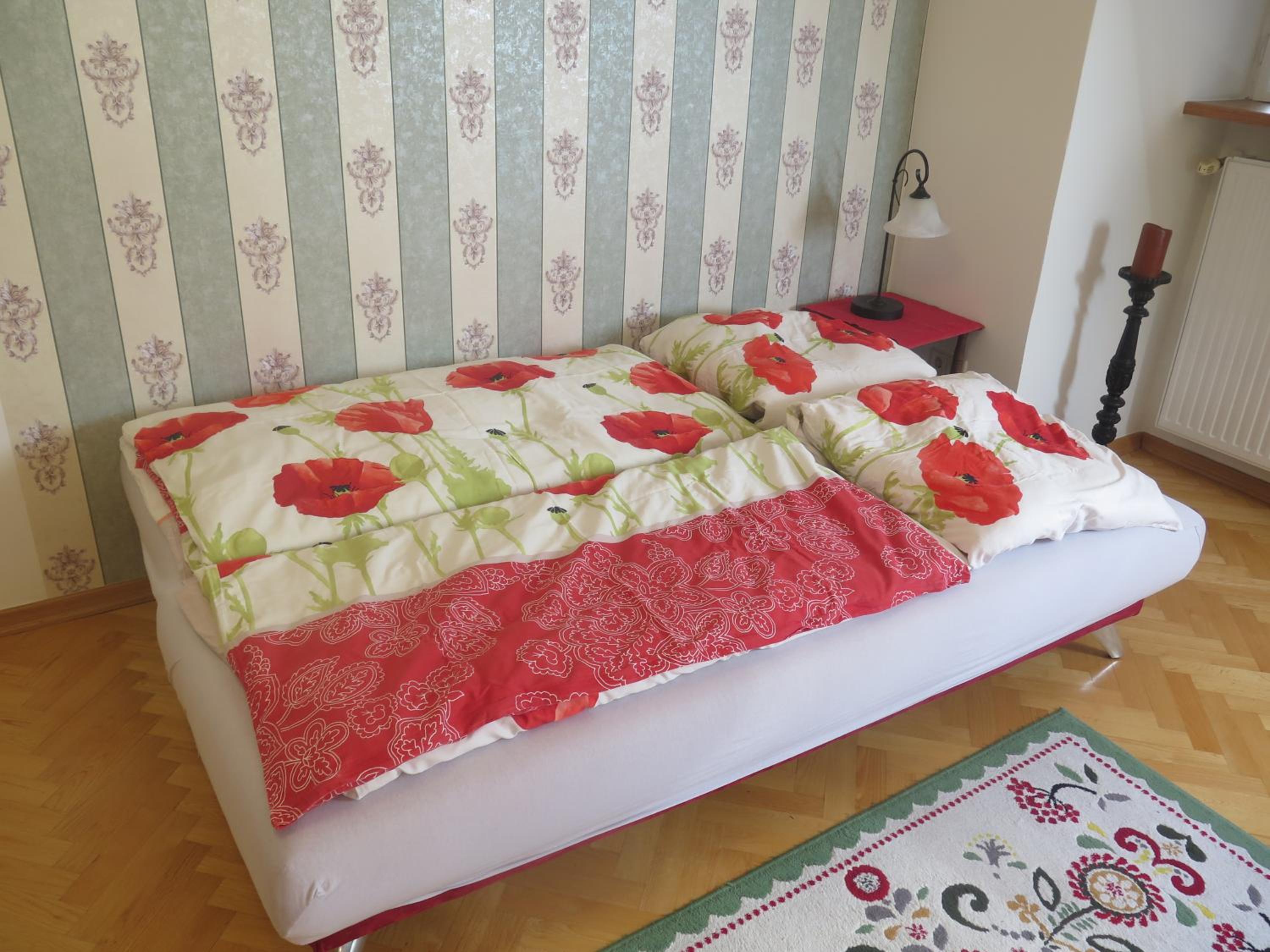 Schoenbrunn Gardens Deluxe Apartment