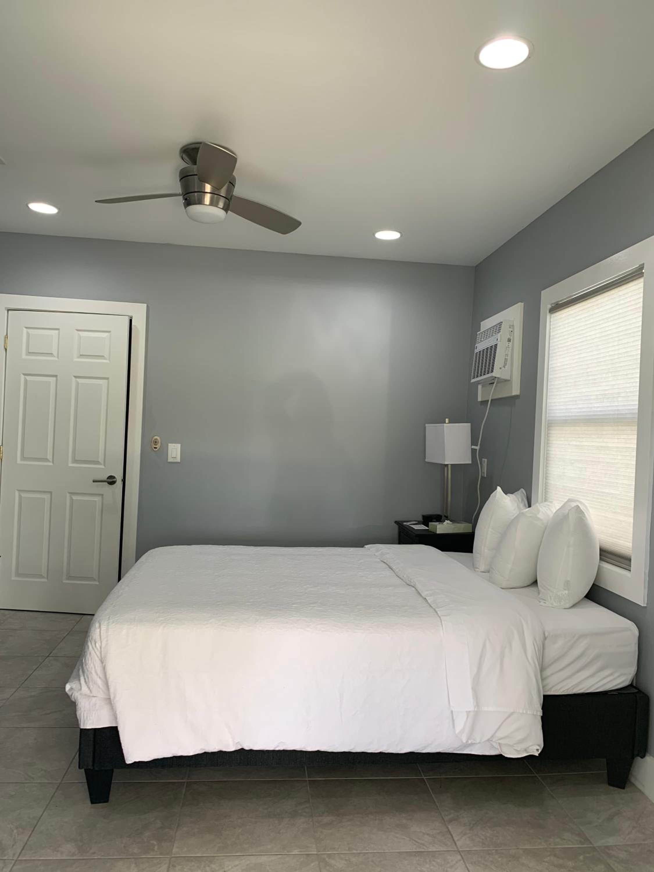 Everglades City Motel - Everglades Adventures Inn
