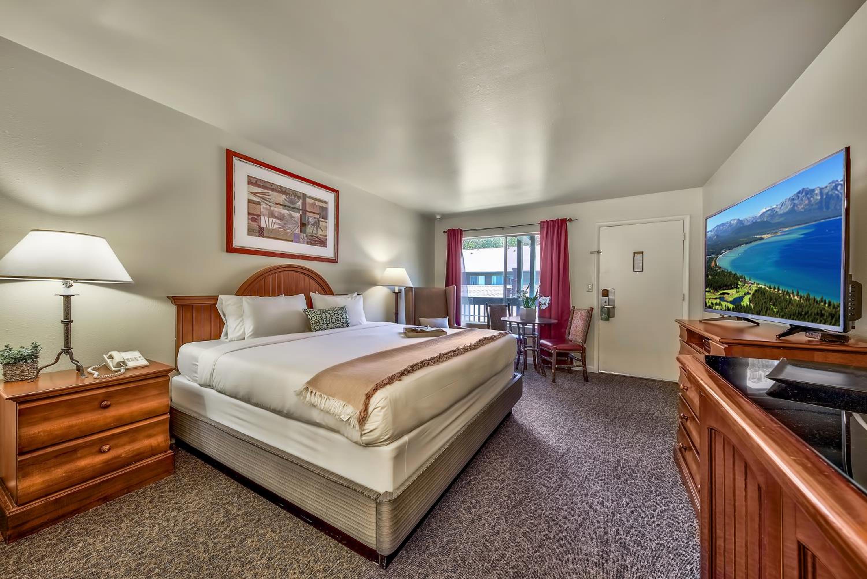 Forest Suites Resort at the Heavenly Village
