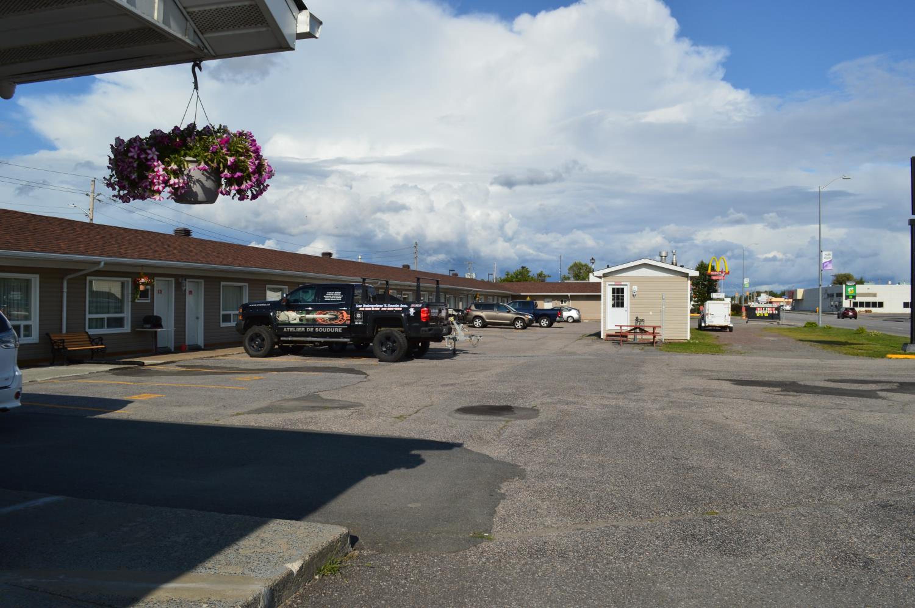 Lincoln Motel