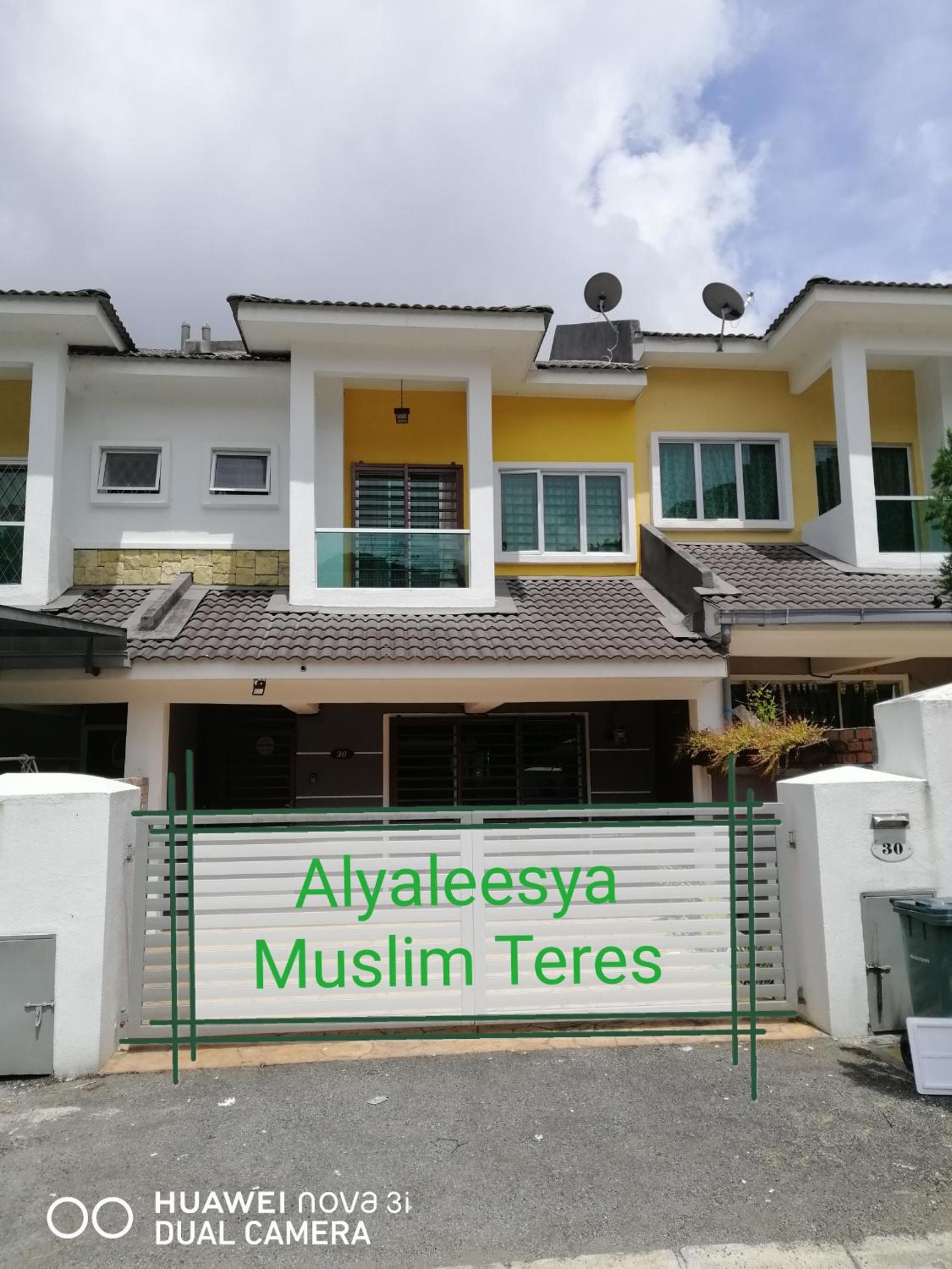 alyaleesya homestay Teres photo 1