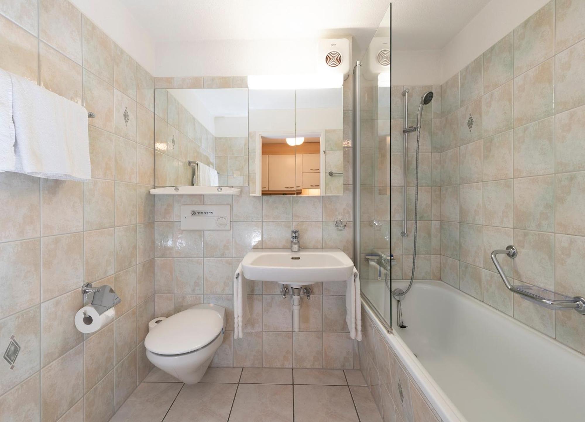 Zuhause in den Alpen Ihre Ferienwohnung mit Hallenbad und Sauna