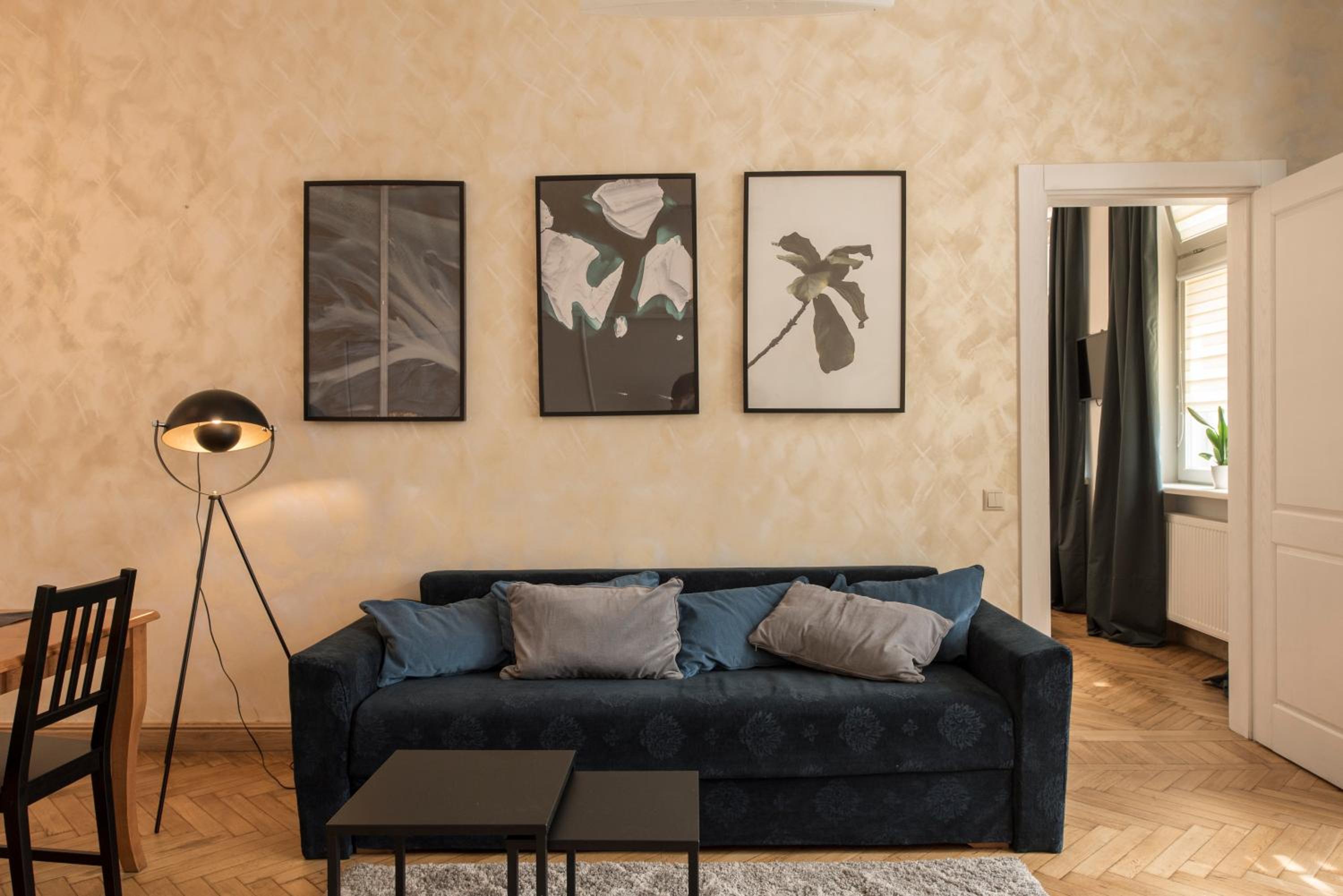 M Terrace - Spacious City Center Apartment with Free Parking view 4