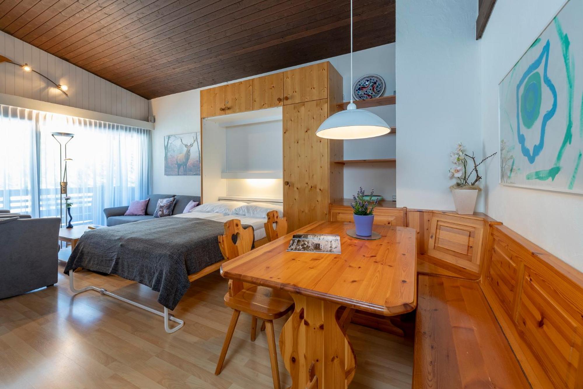 Zuhause in den Alpen Ihre Ferienwohnung mit Hallenbad und Sauna