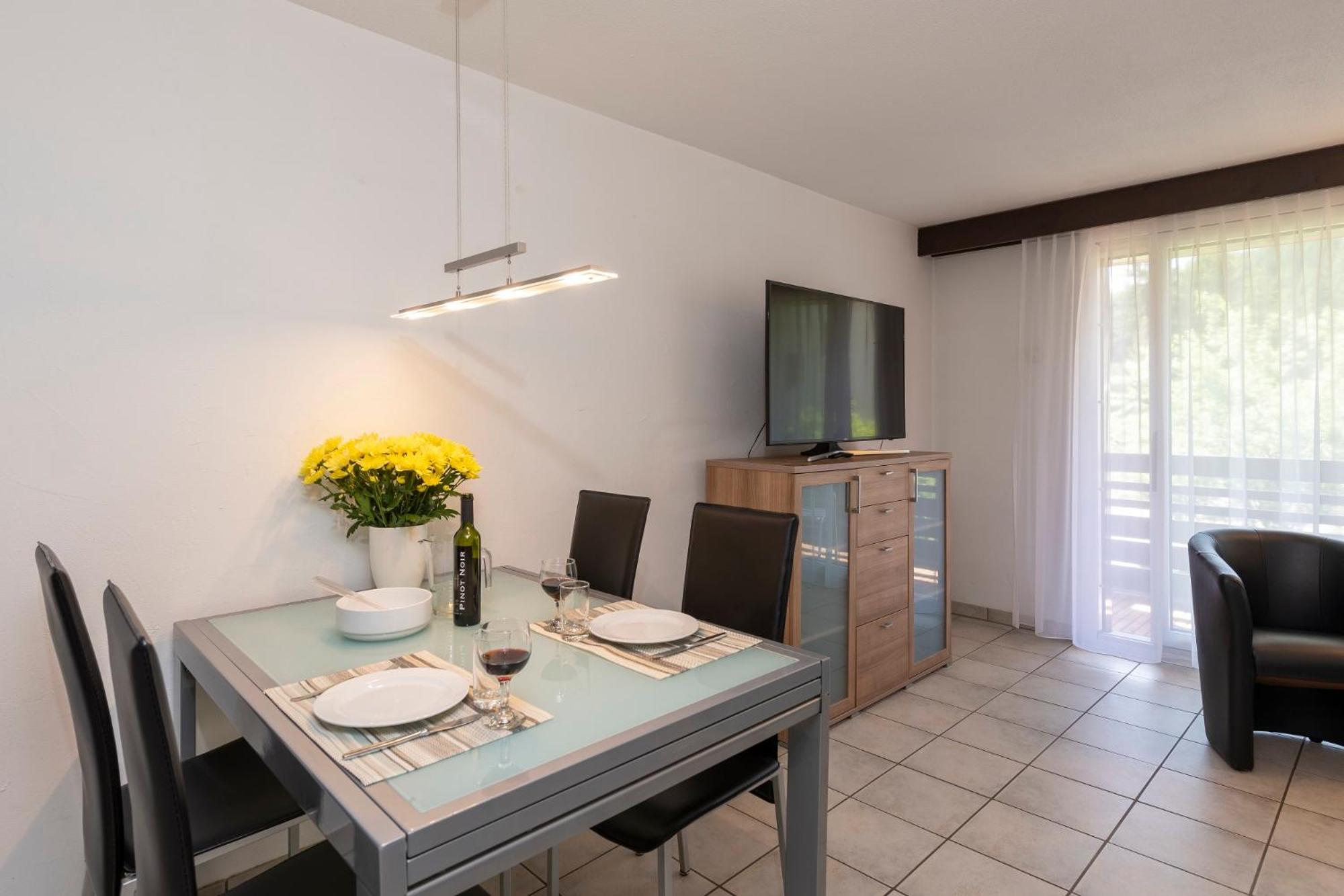 Zuhause in den Alpen Ihre Ferienwohnung mit Hallenbad und Sauna