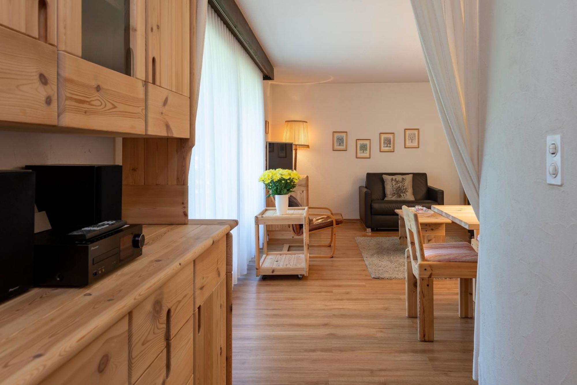 Zuhause in den Alpen Ihre Ferienwohnung mit Hallenbad und Sauna