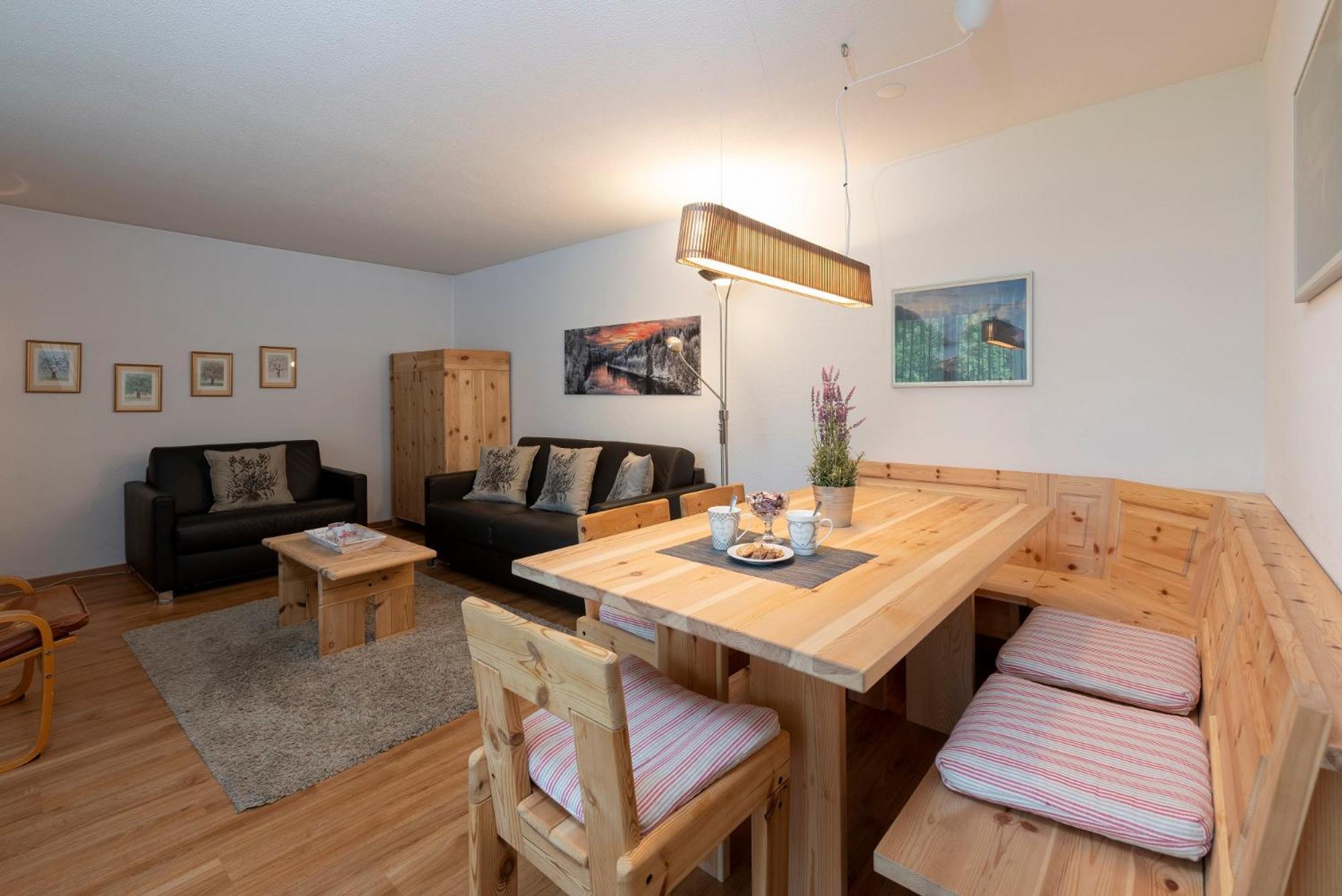 Zuhause in den Alpen Ihre Ferienwohnung mit Hallenbad und Sauna
