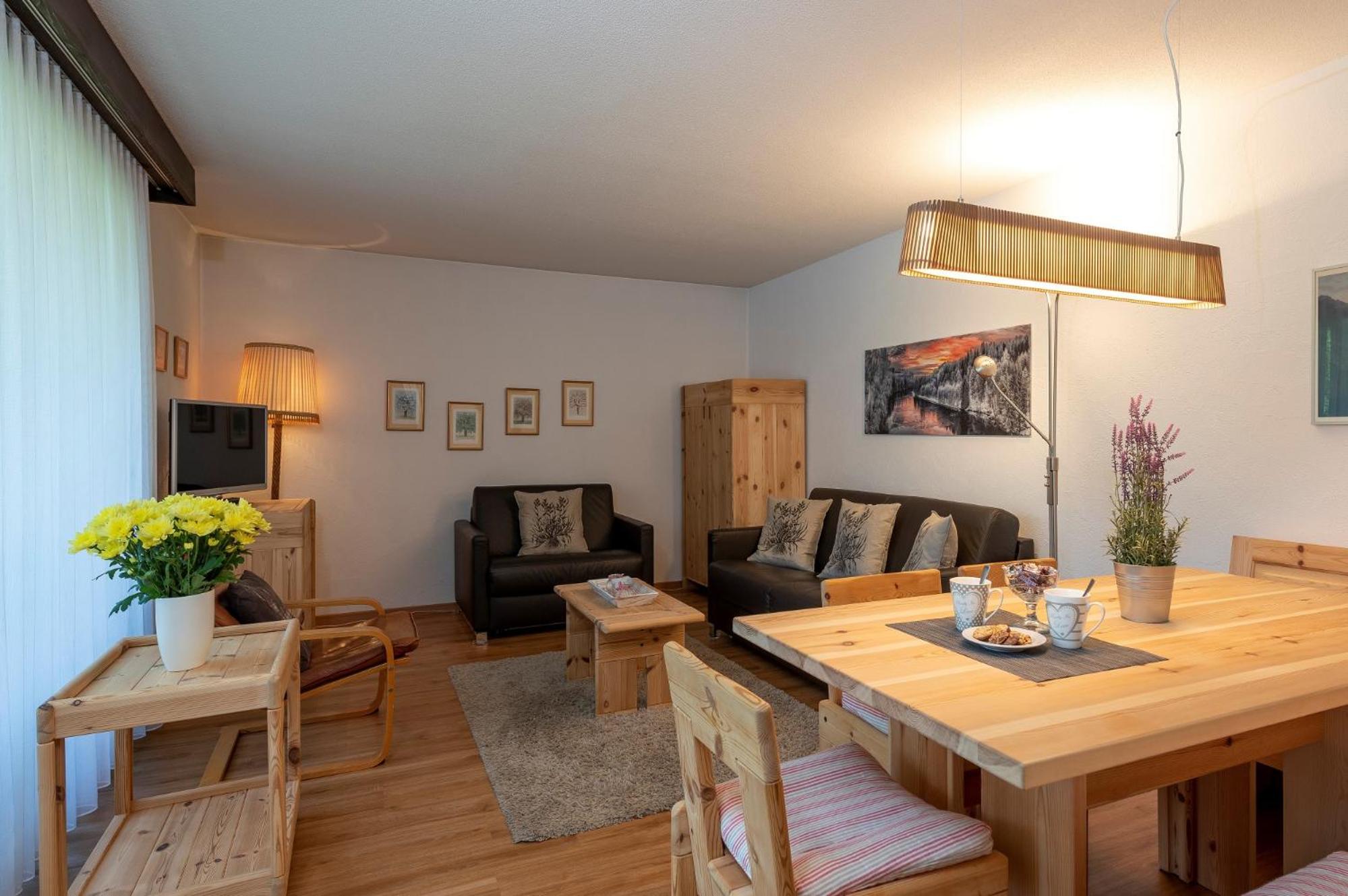 Zuhause in den Alpen Ihre Ferienwohnung mit Hallenbad und Sauna