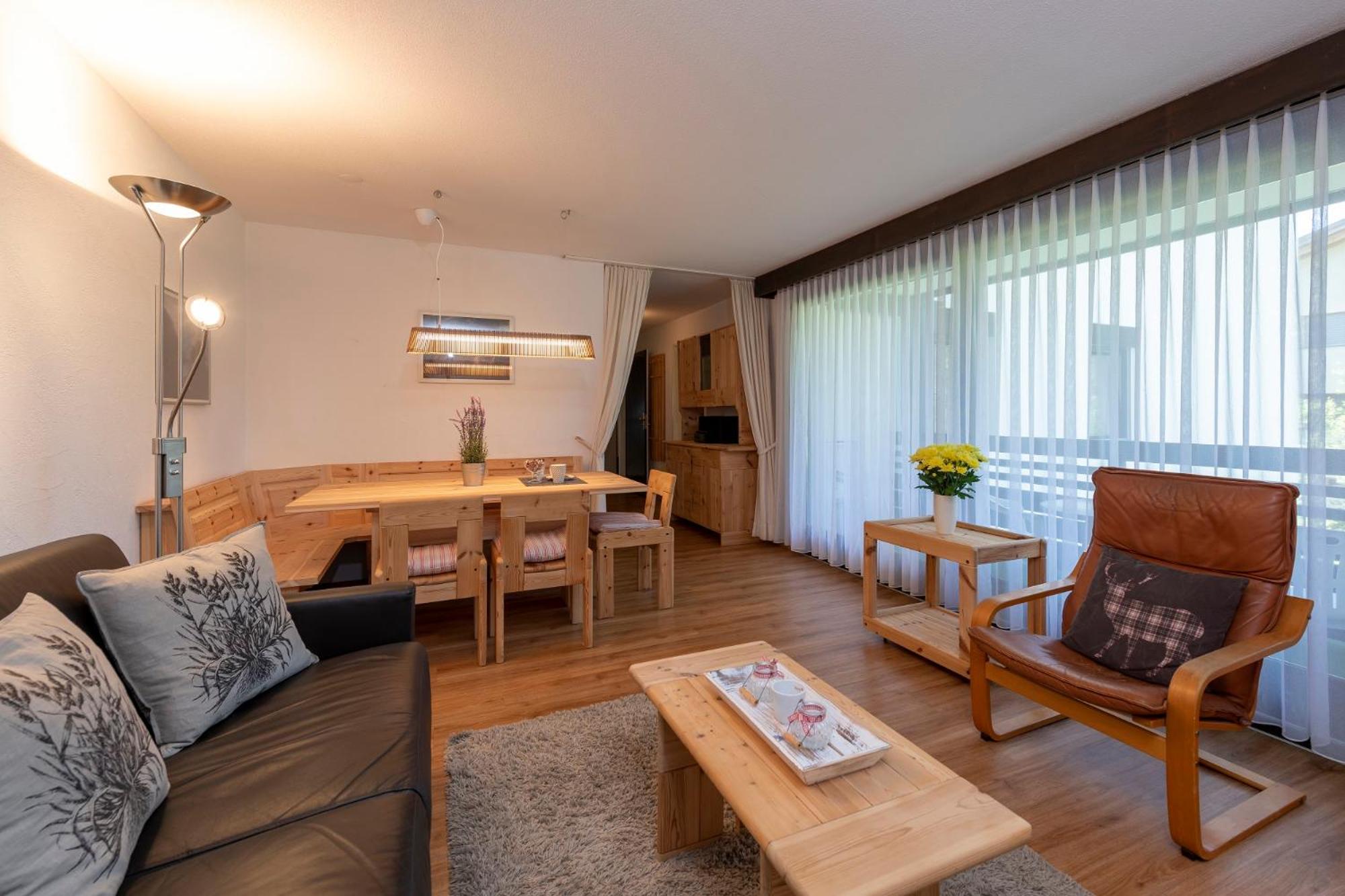 Zuhause in den Alpen Ihre Ferienwohnung mit Hallenbad und Sauna