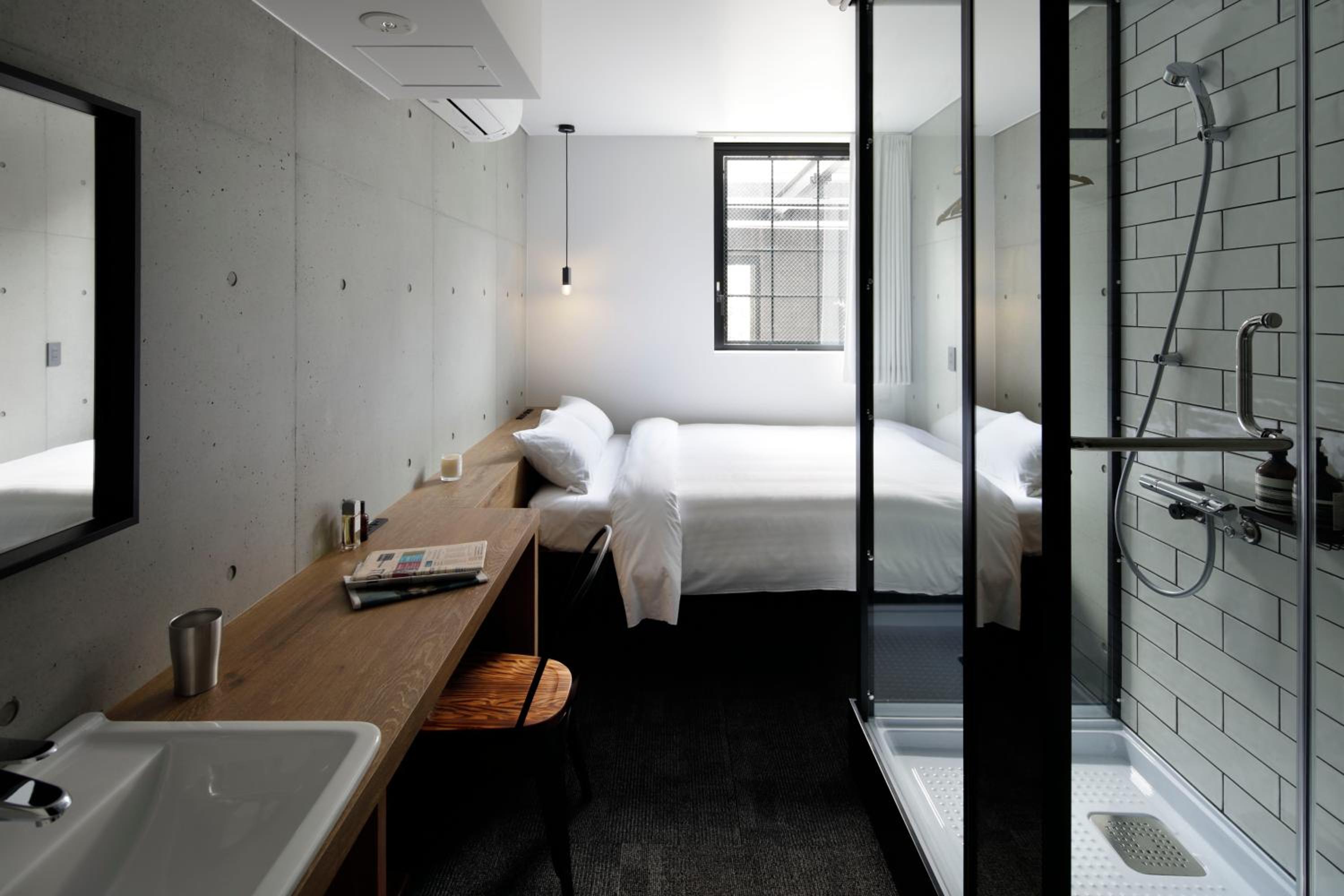 HOTEL CEN-3
