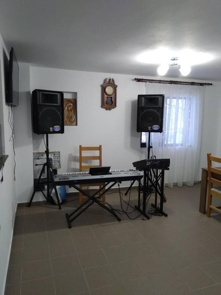 Photo 20