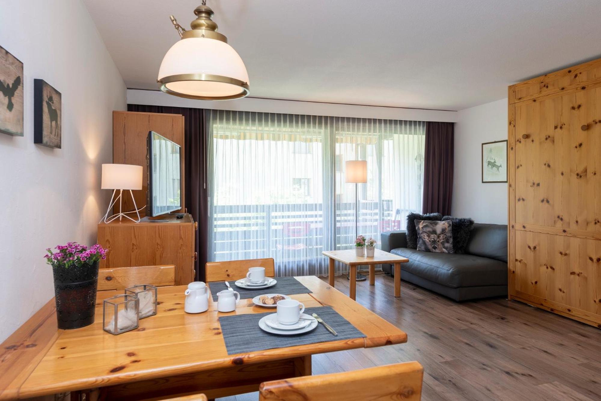 Zuhause in den Alpen Ihre Ferienwohnung mit Hallenbad und Sauna
