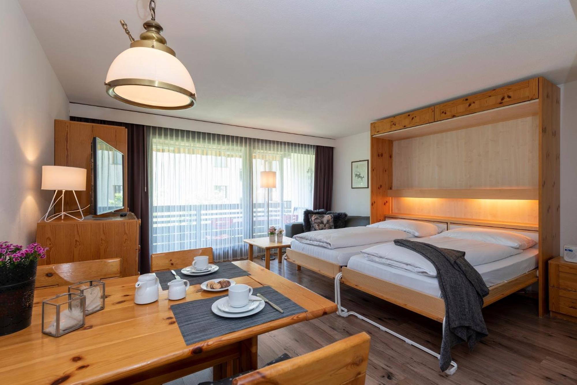 Zuhause in den Alpen Ihre Ferienwohnung mit Hallenbad und Sauna