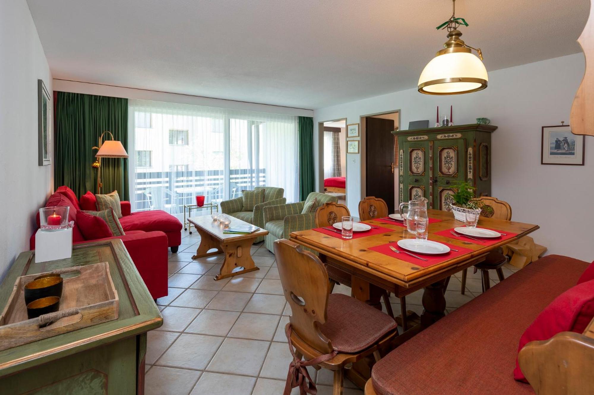 Zuhause in den Alpen Ihre Ferienwohnung mit Hallenbad und Sauna