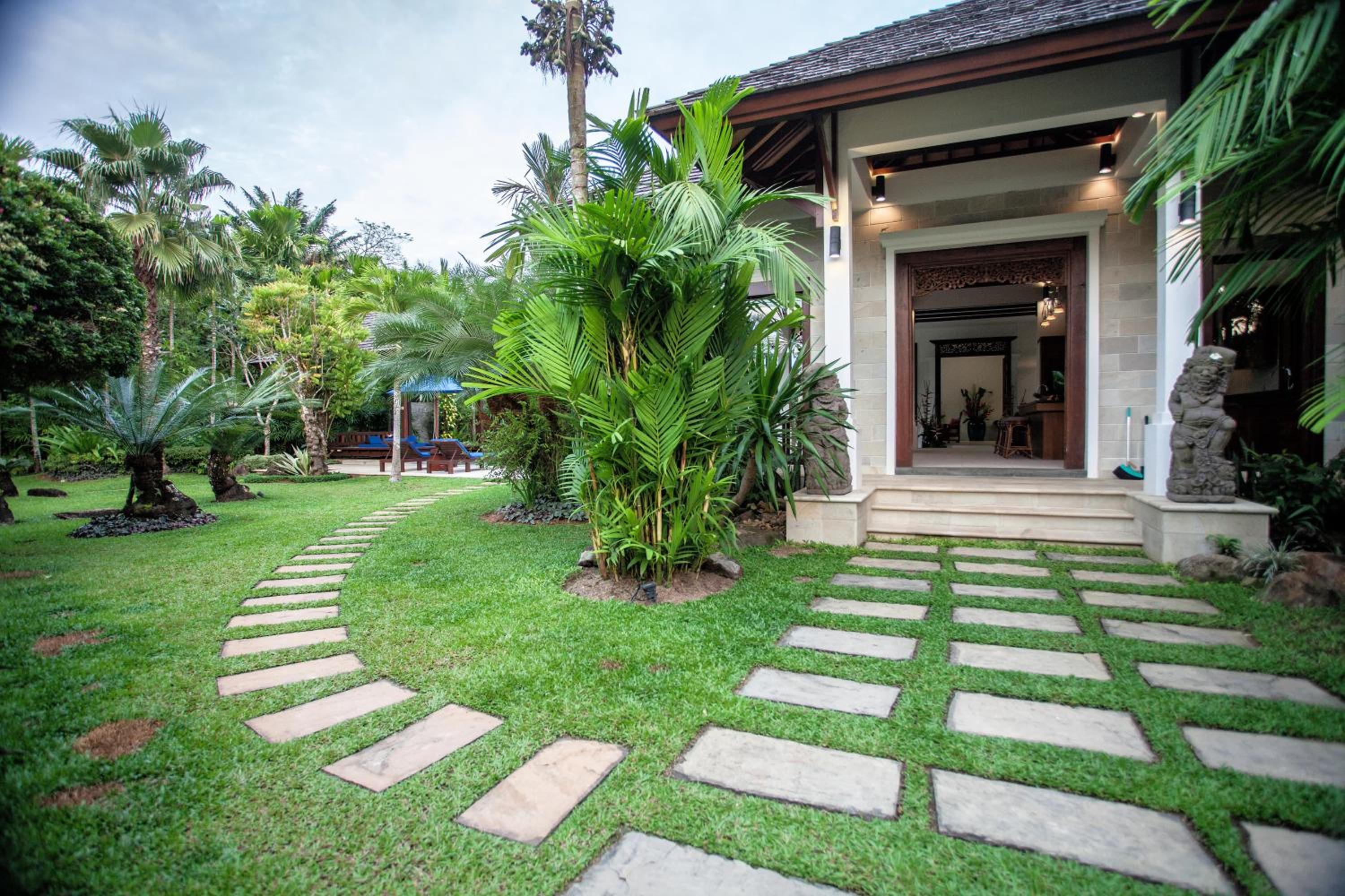 Hotel Baan Pinya Balinese Style Pool Villa