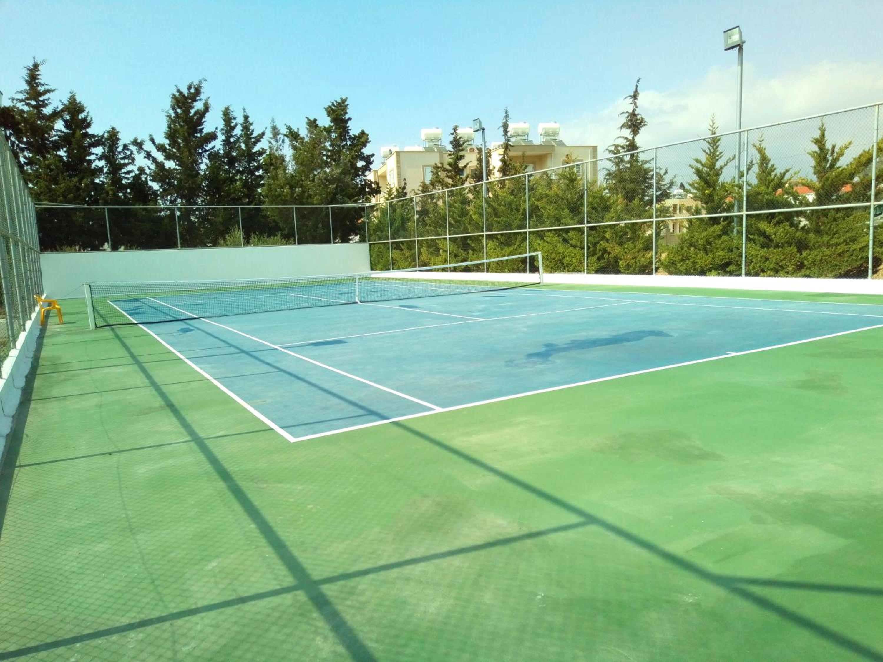 6 bdr villa with TENNIS COURT view 2