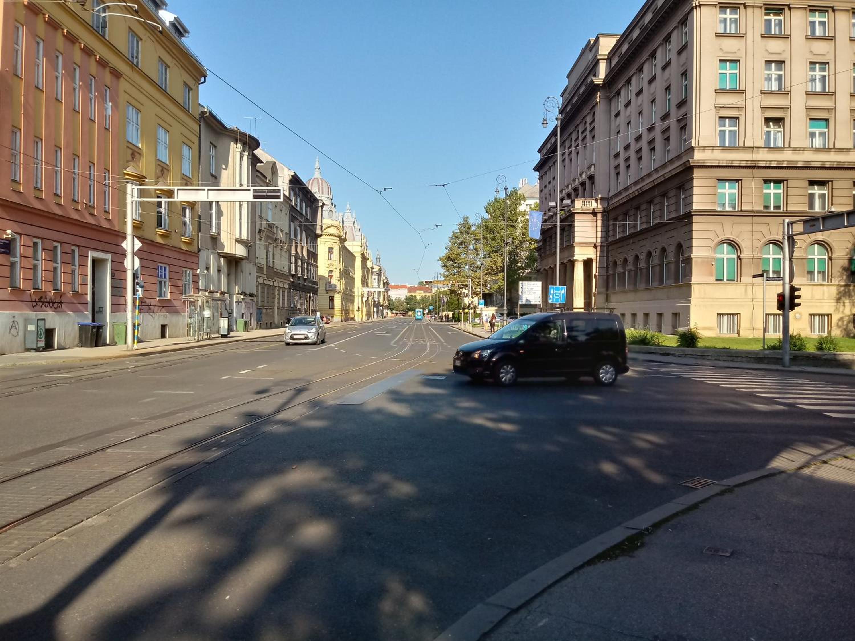 Photo 37