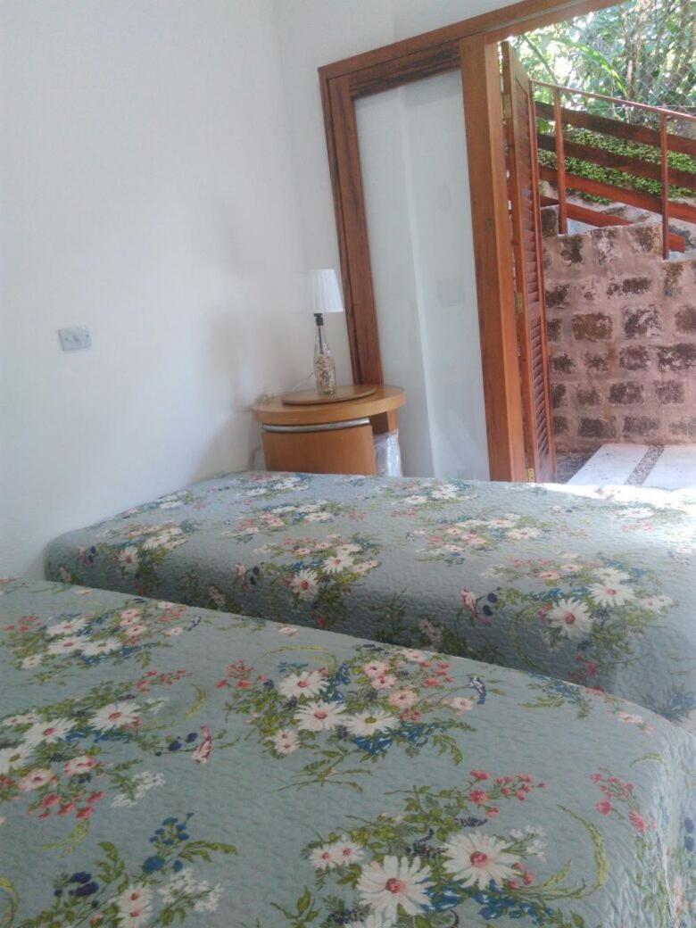 Villa Félix Suites e Chalés