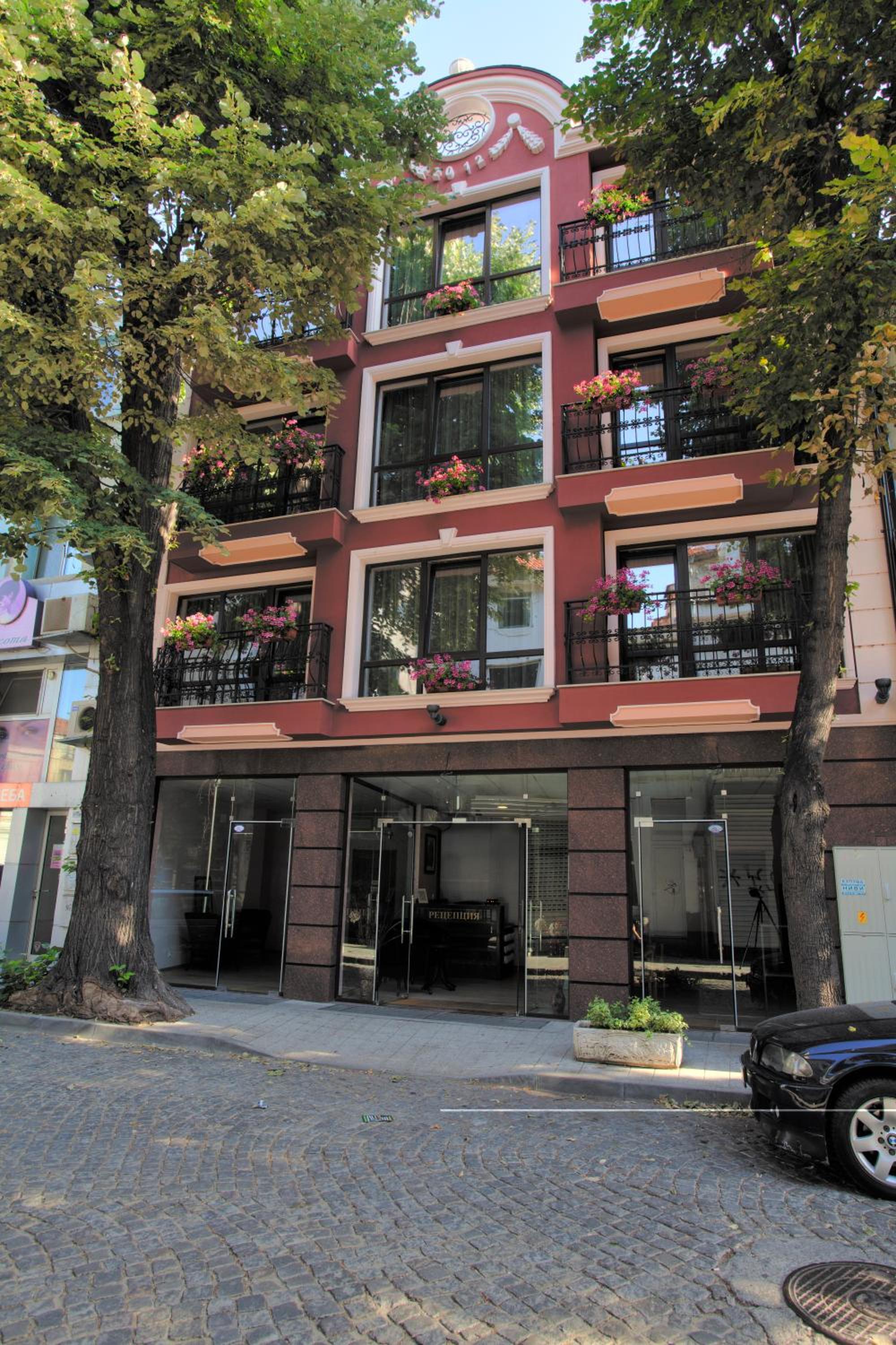 Hotel Old Plovdiv House in Kapana Area - Image 1