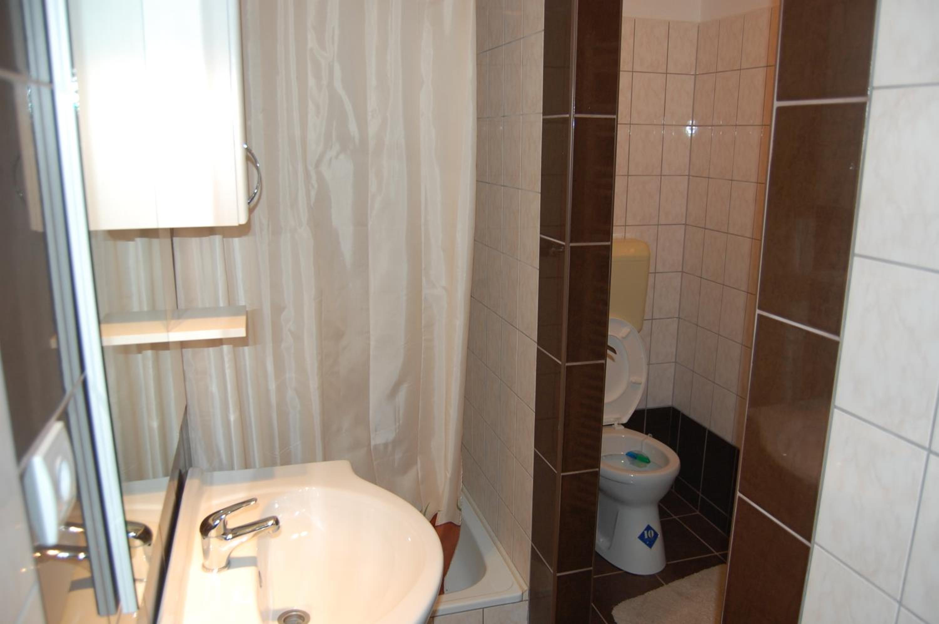Photo 37