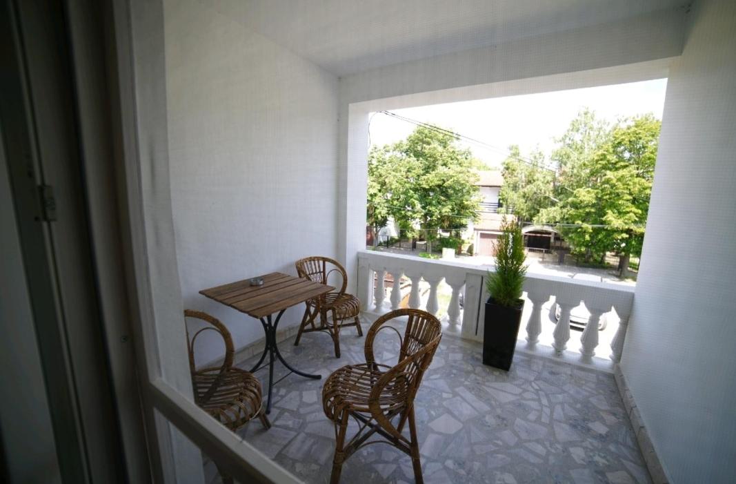 Photo 56