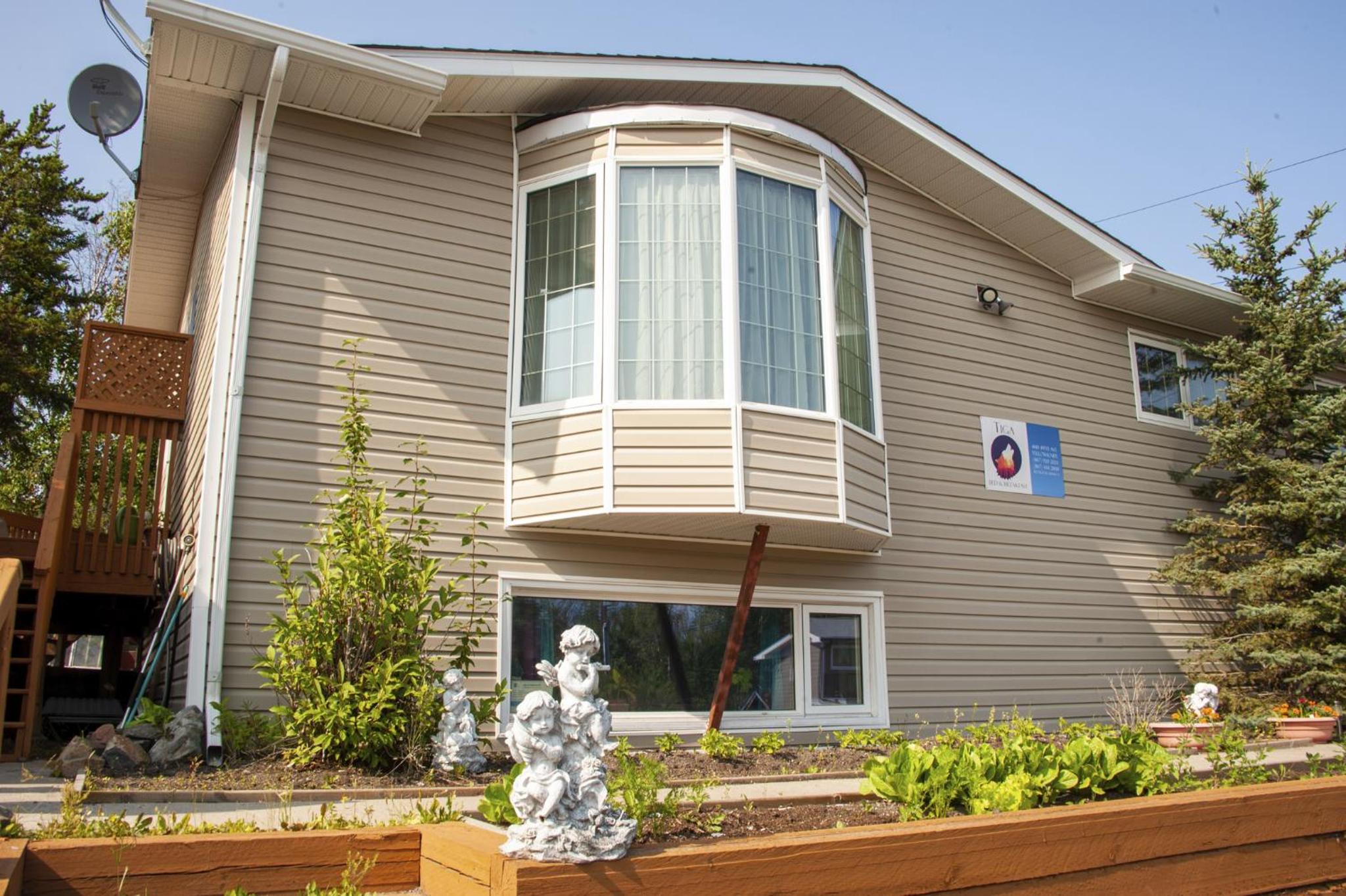 Tiga Bed and Breakfast