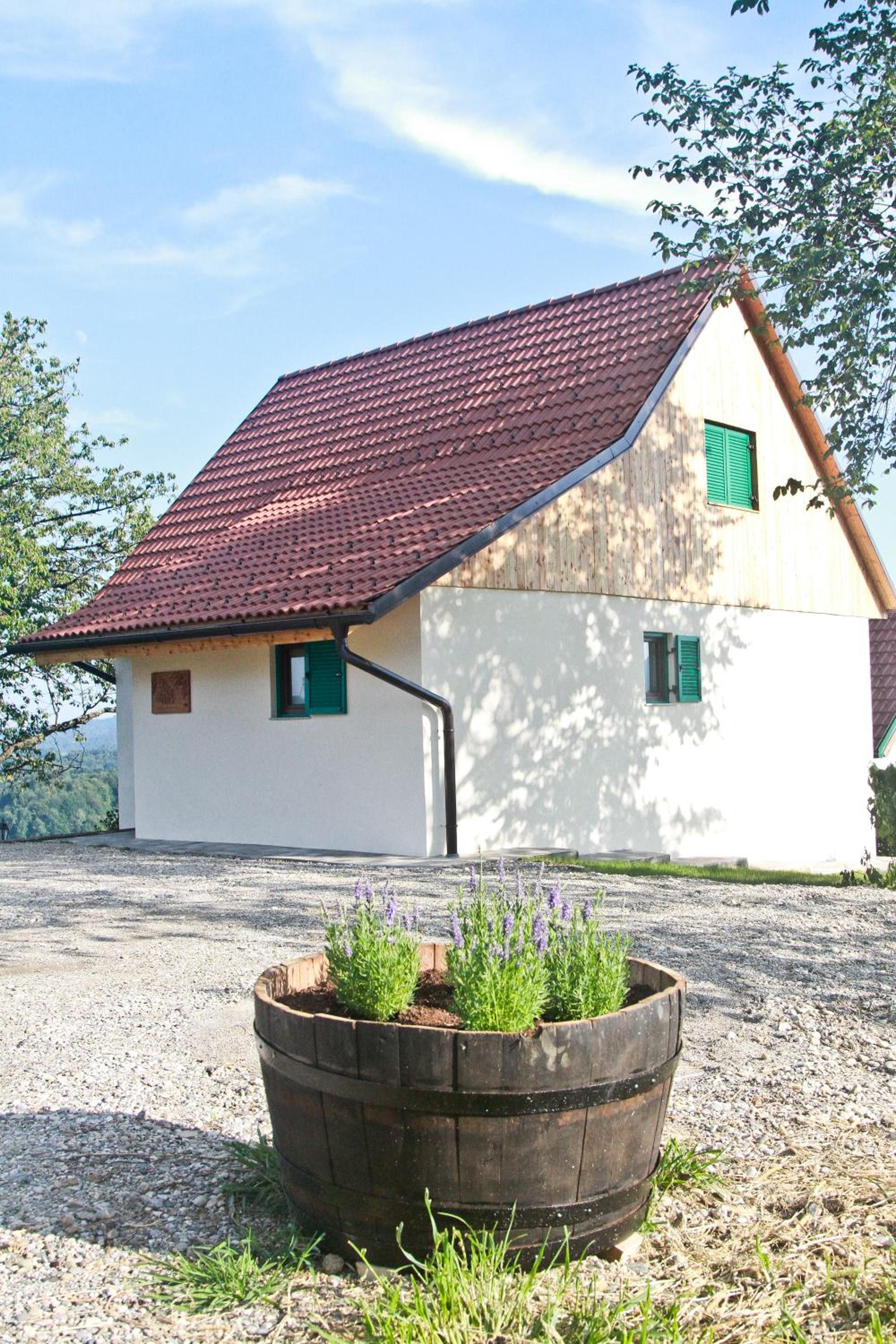 Photo 52