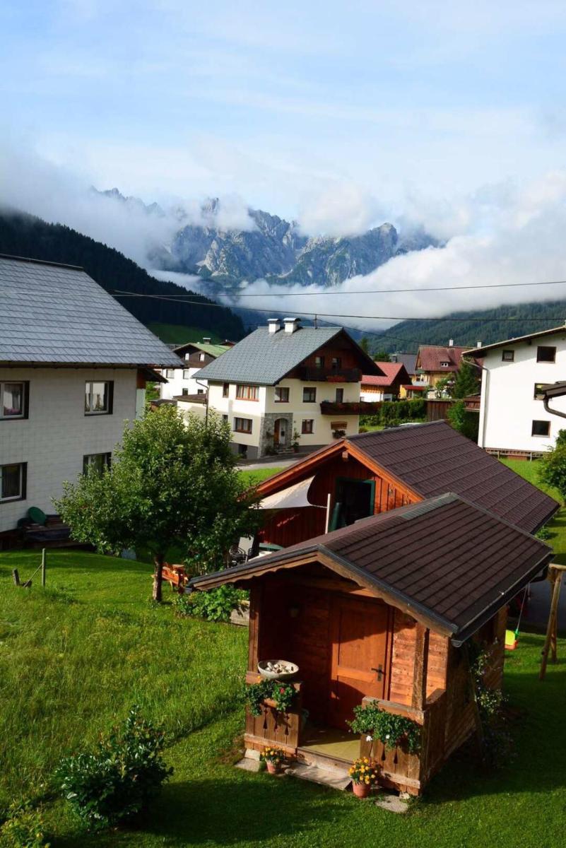 Wei Wei's Hostel