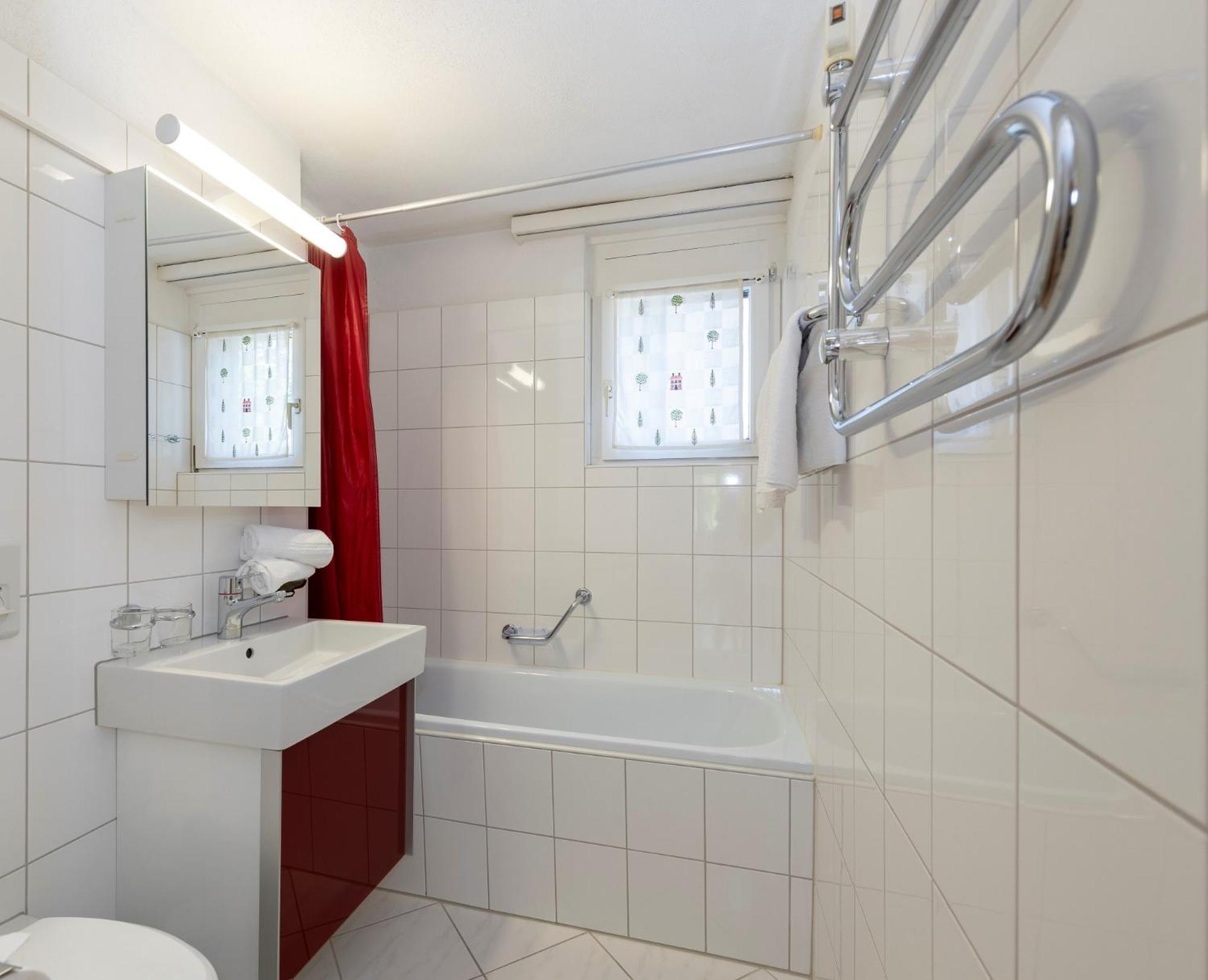 Zuhause in den Alpen Ihre Ferienwohnung mit Hallenbad und Sauna