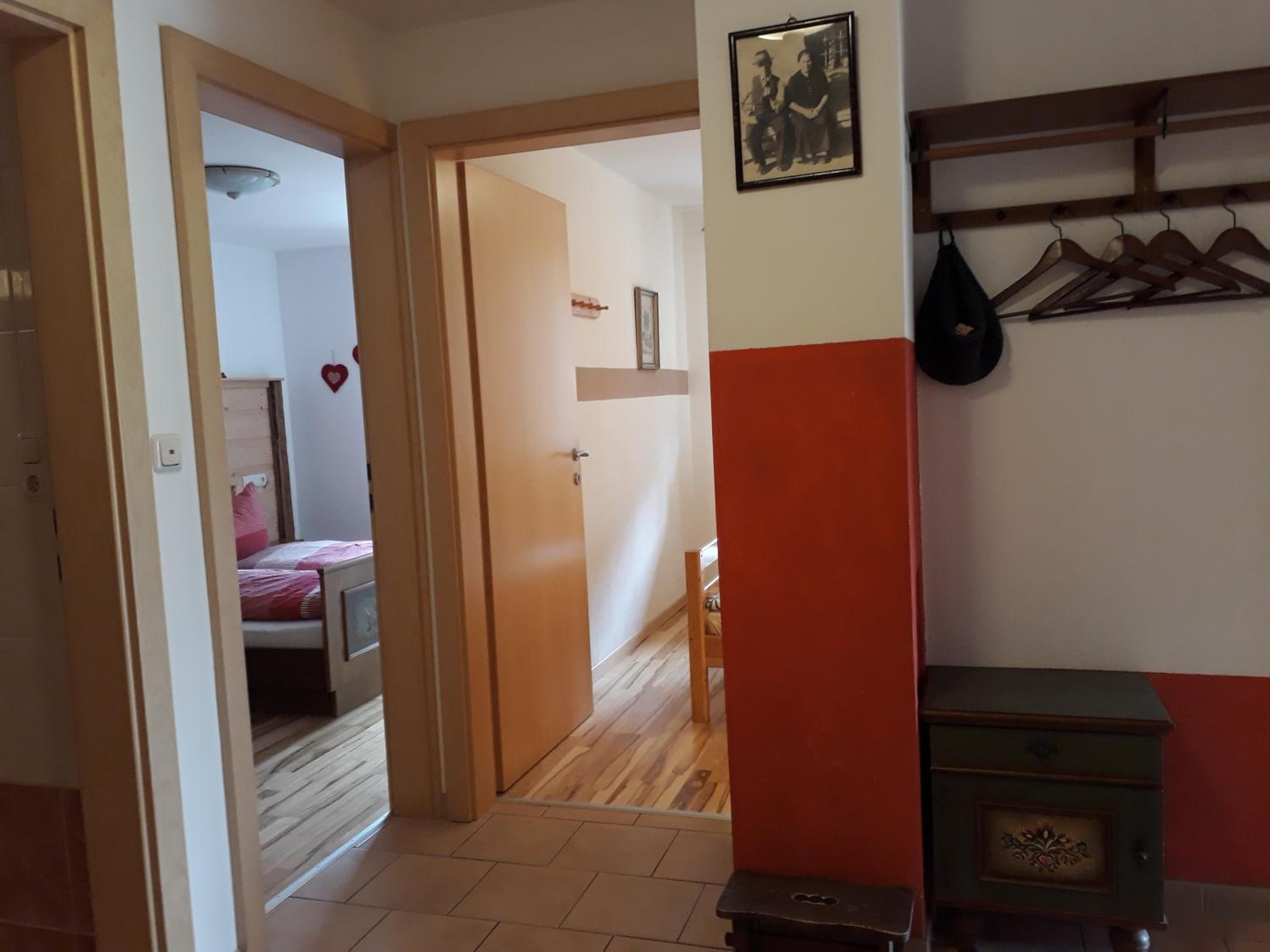 Photo 32