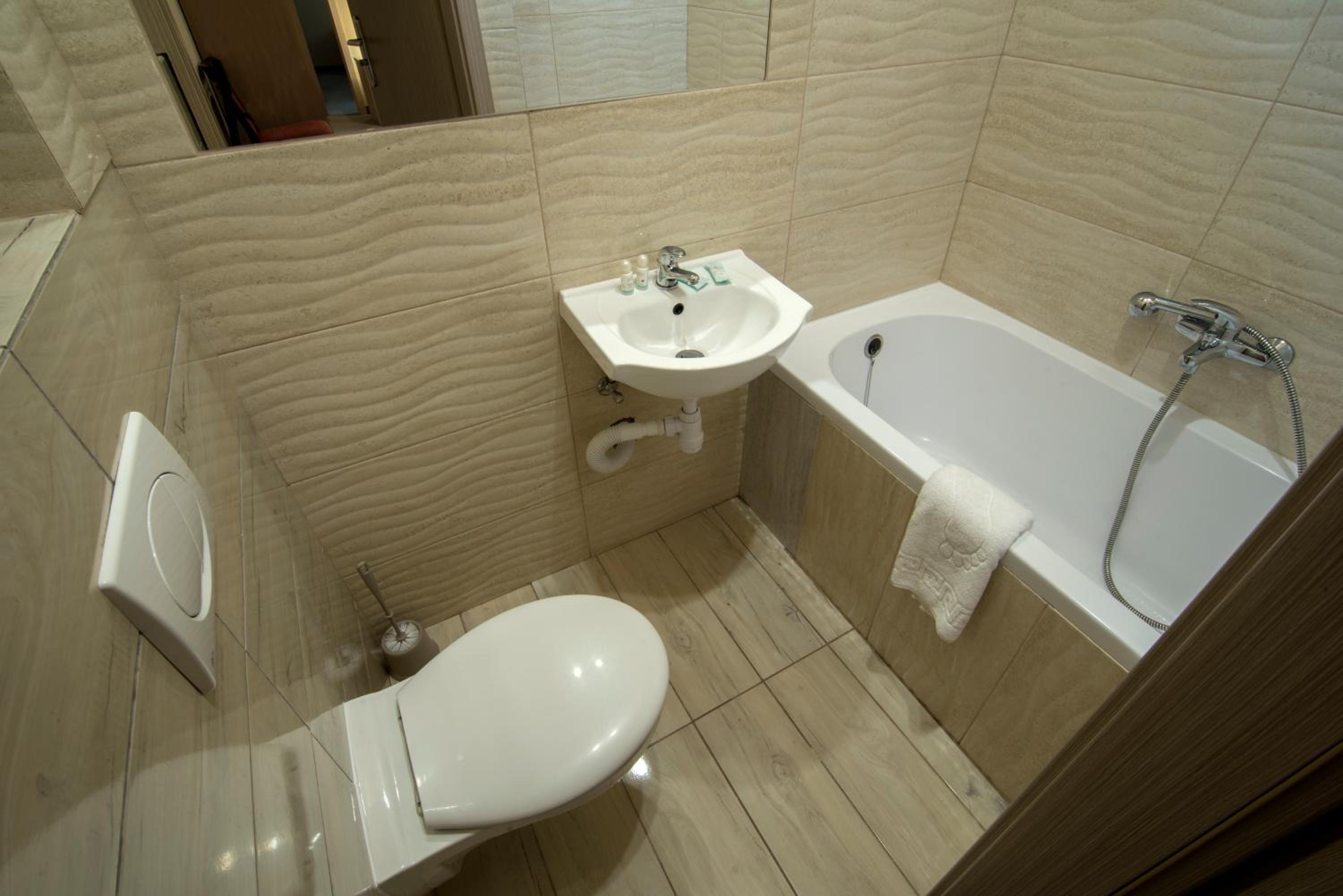 Photo 29