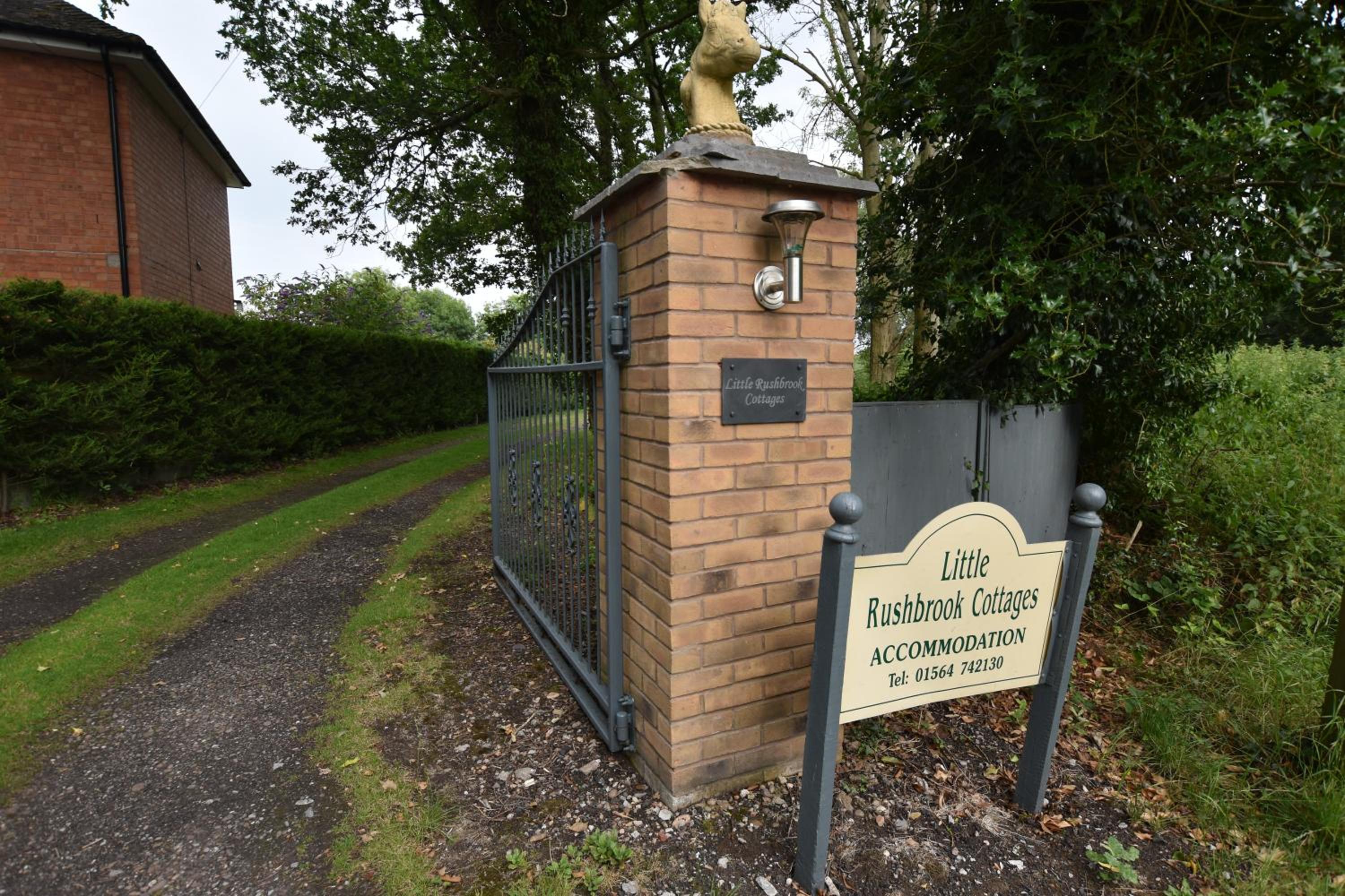 Little Rushbrook Cottages