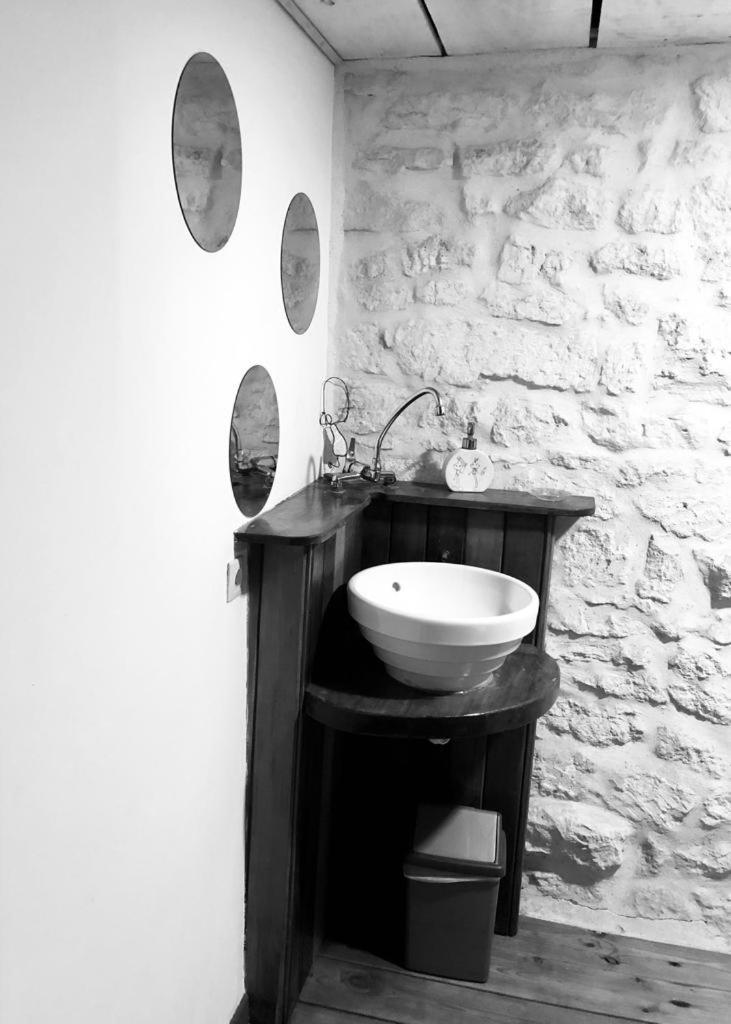 Photo 33