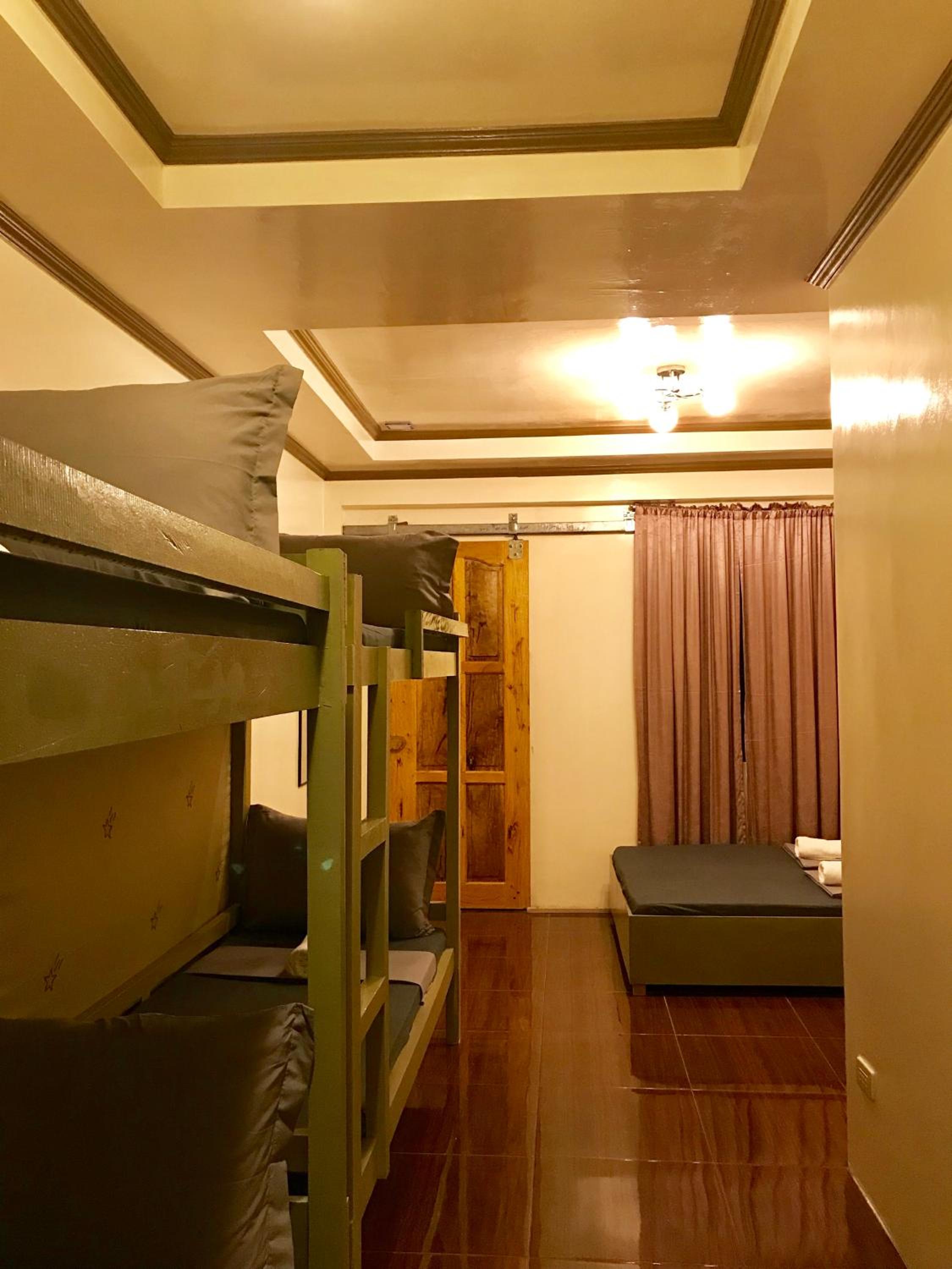 OHANA Guesthouse view 5